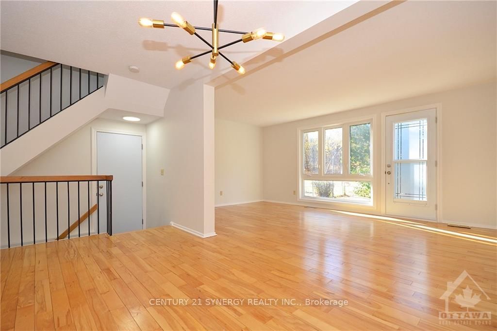Photo 12 of 58 Tedwyn Drive, Ottawa, Barrhaven - Pheasant Run — HOMEH