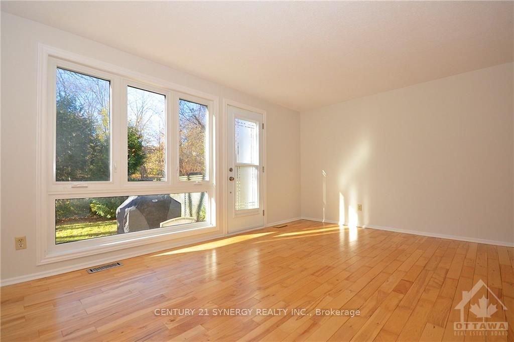 Photo 14 of 58 Tedwyn Drive, Ottawa, Barrhaven - Pheasant Run — HOMEH
