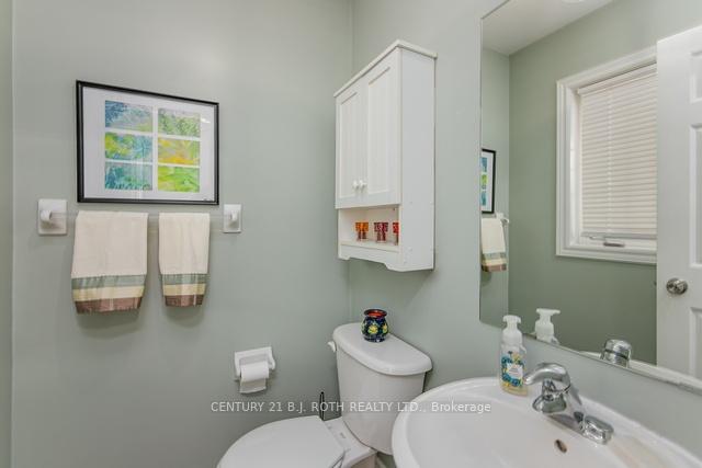 Photo 12 of 43 Heritage Court, Barrie, Painswick South — HOMEH