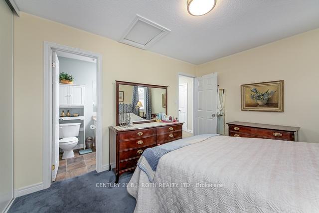 Photo 14 of 43 Heritage Court, Barrie, Painswick South — HOMEH