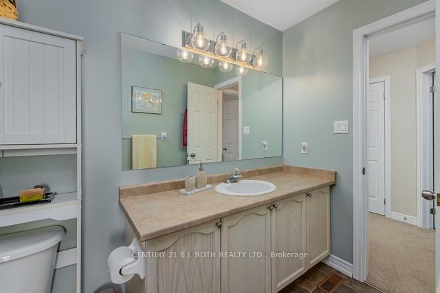 Photo 19 of 43 Heritage Court, Barrie, Painswick South — HOMEH