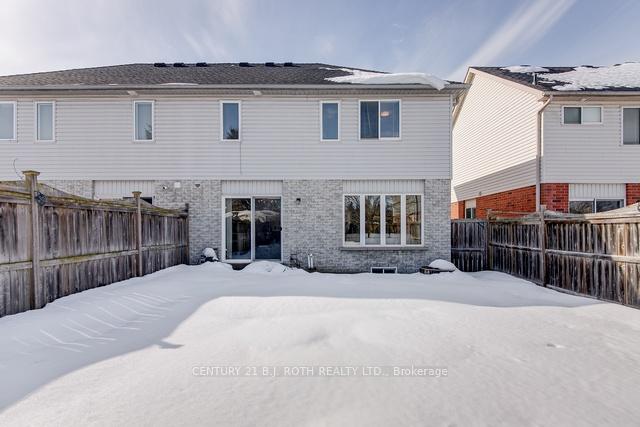 Photo 20 of 43 Heritage Court, Barrie, Painswick South — HOMEH