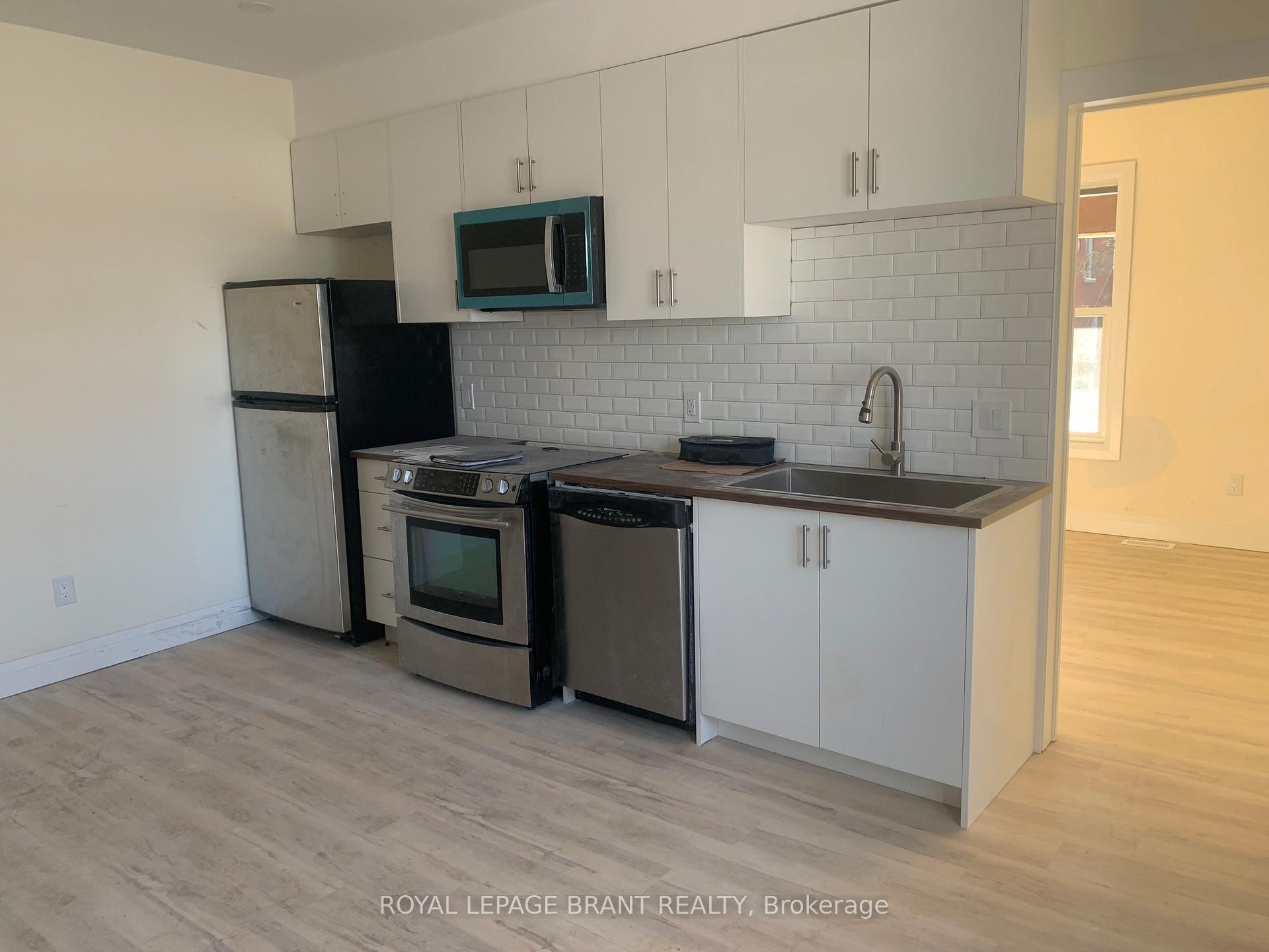 Photo 4 of Unit B, 59 Church Street, Brant, Brantford Twp — HOMEH