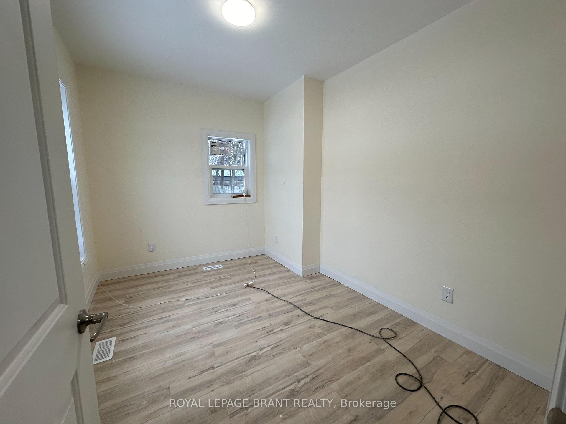 Photo 10 of Unit B, 59 Church Street, Brant, Brantford Twp — HOMEH