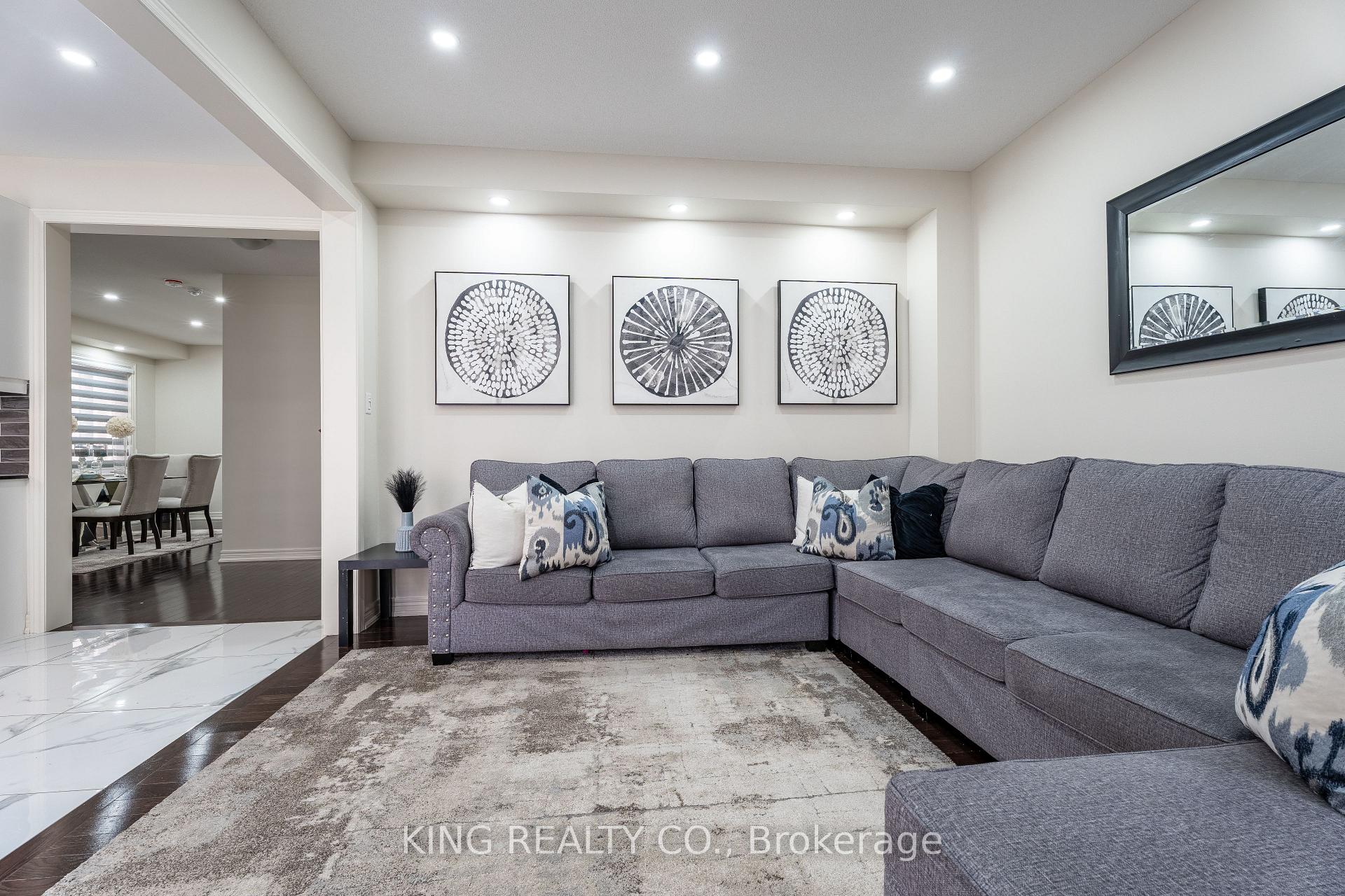 Photo 12 of 555 Veterans Drive, Brampton, Northwest Brampton — HOMEH