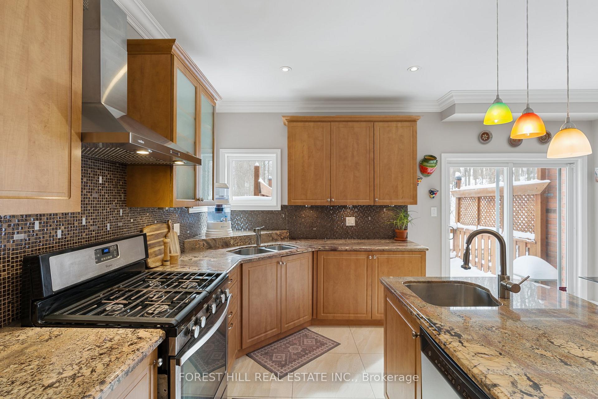 Photo 15 of 43 Chopin Boulevard, Vaughan, Patterson — HOMEH