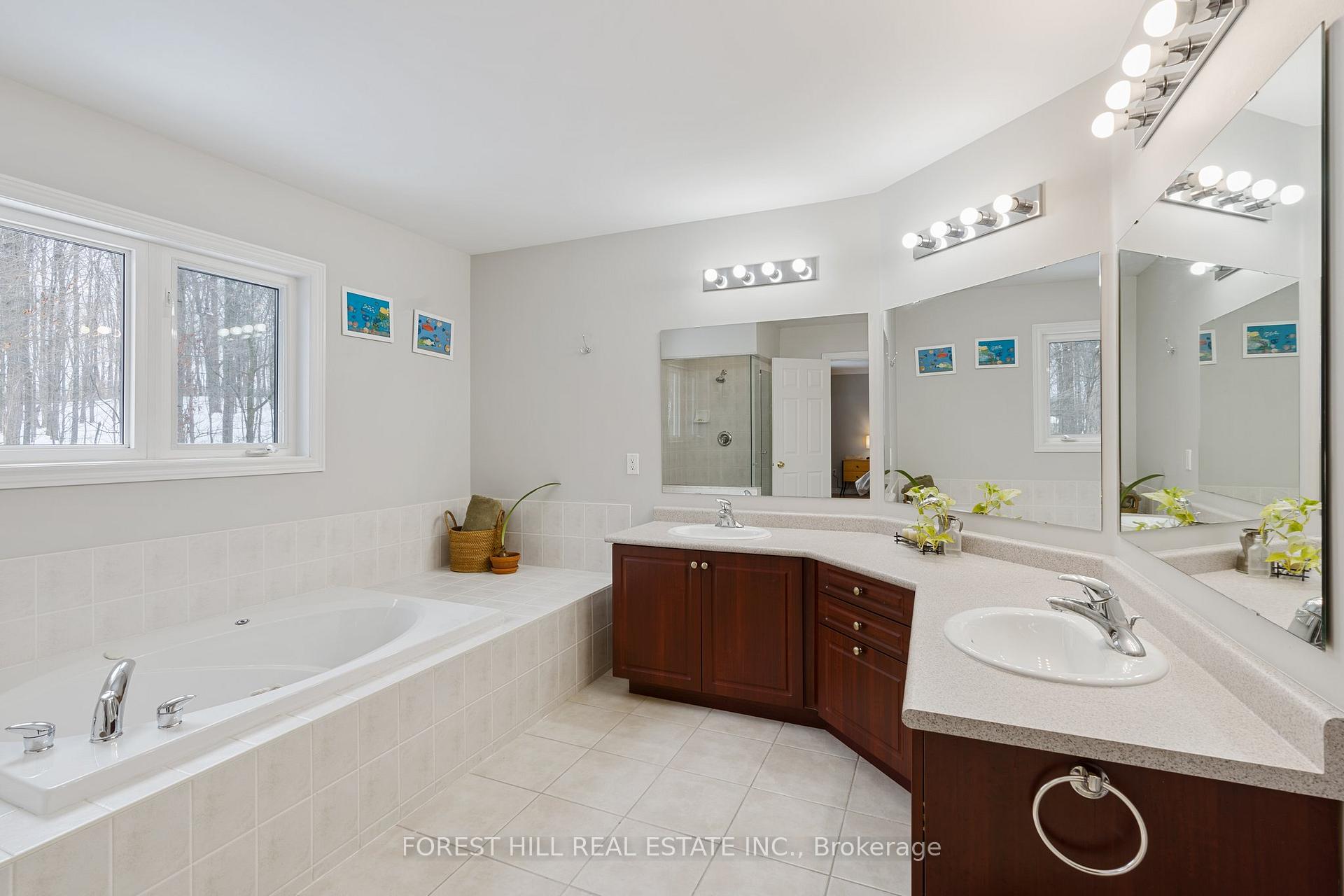 Photo 20 of 43 Chopin Boulevard, Vaughan, Patterson — HOMEH