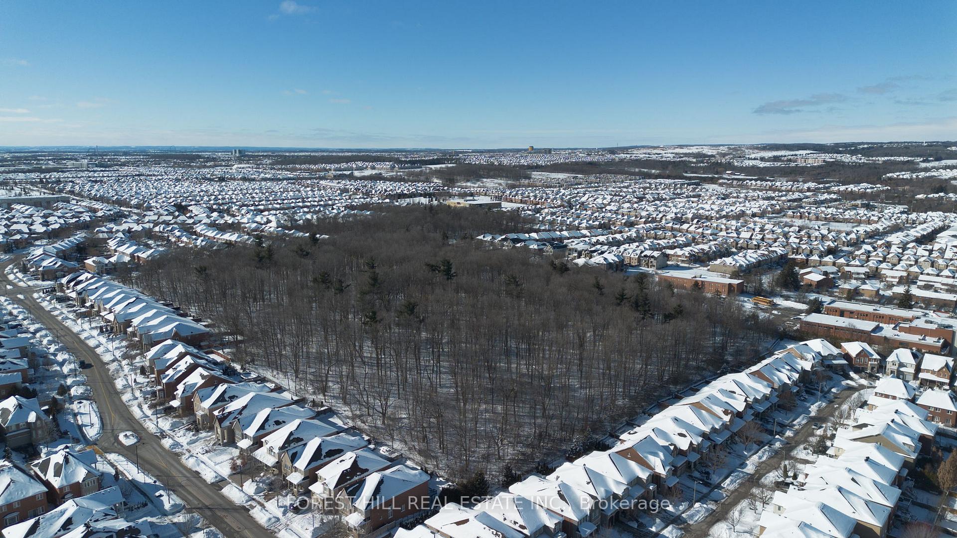 Photo 35 of 43 Chopin Boulevard, Vaughan, Patterson — HOMEH