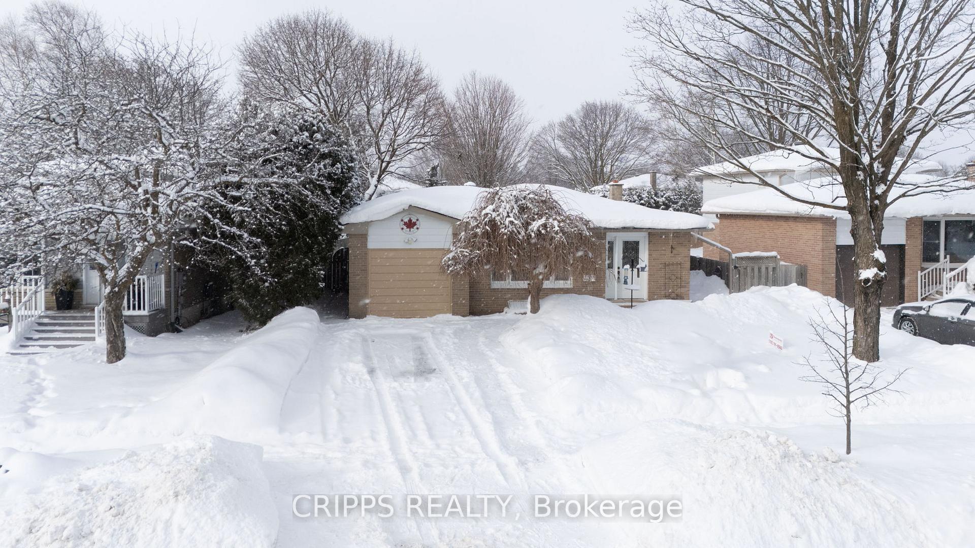 Photo 1 of 6 Lonsdale Place, Barrie, Grove East — HOMEH