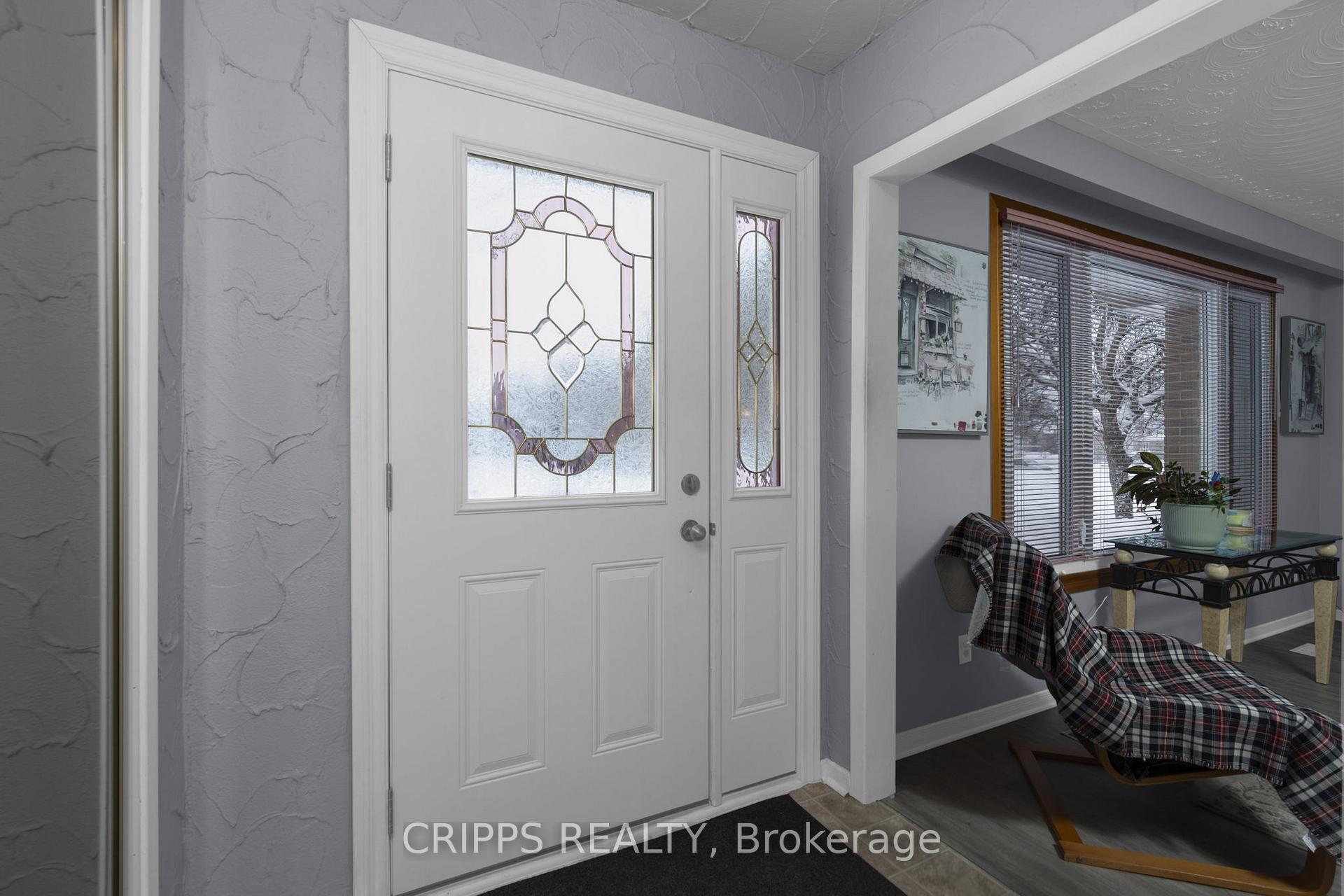 Photo 4 of 6 Lonsdale Place, Barrie, Grove East — HOMEH
