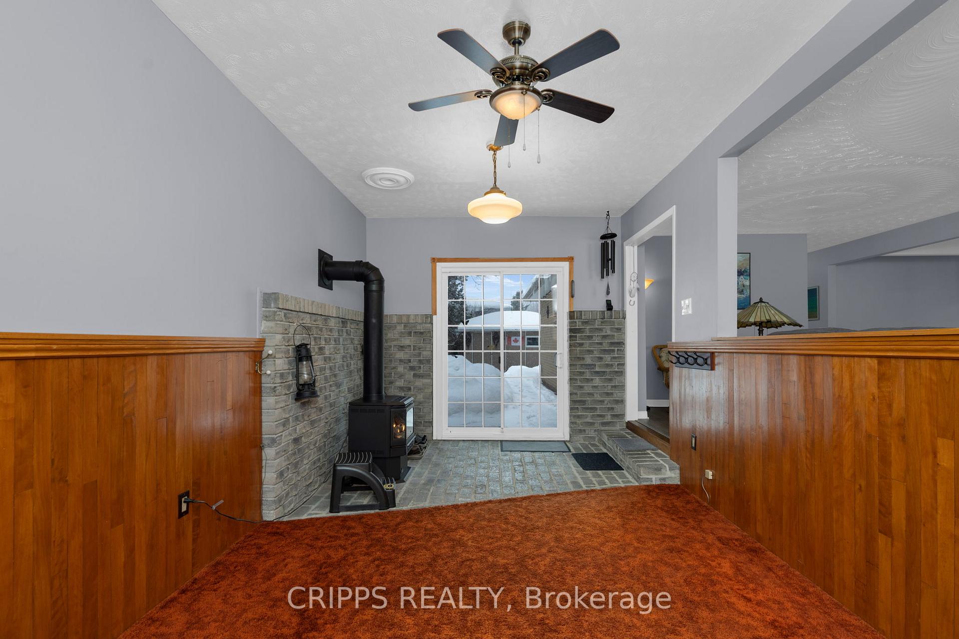 Photo 10 of 6 Lonsdale Place, Barrie, Grove East — HOMEH