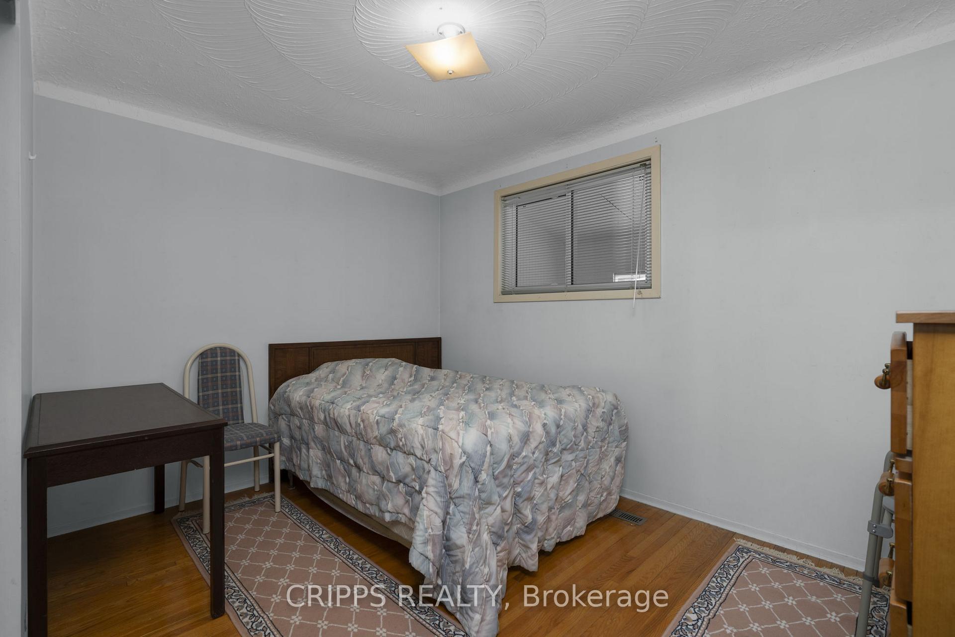 Photo 18 of 6 Lonsdale Place, Barrie, Grove East — HOMEH