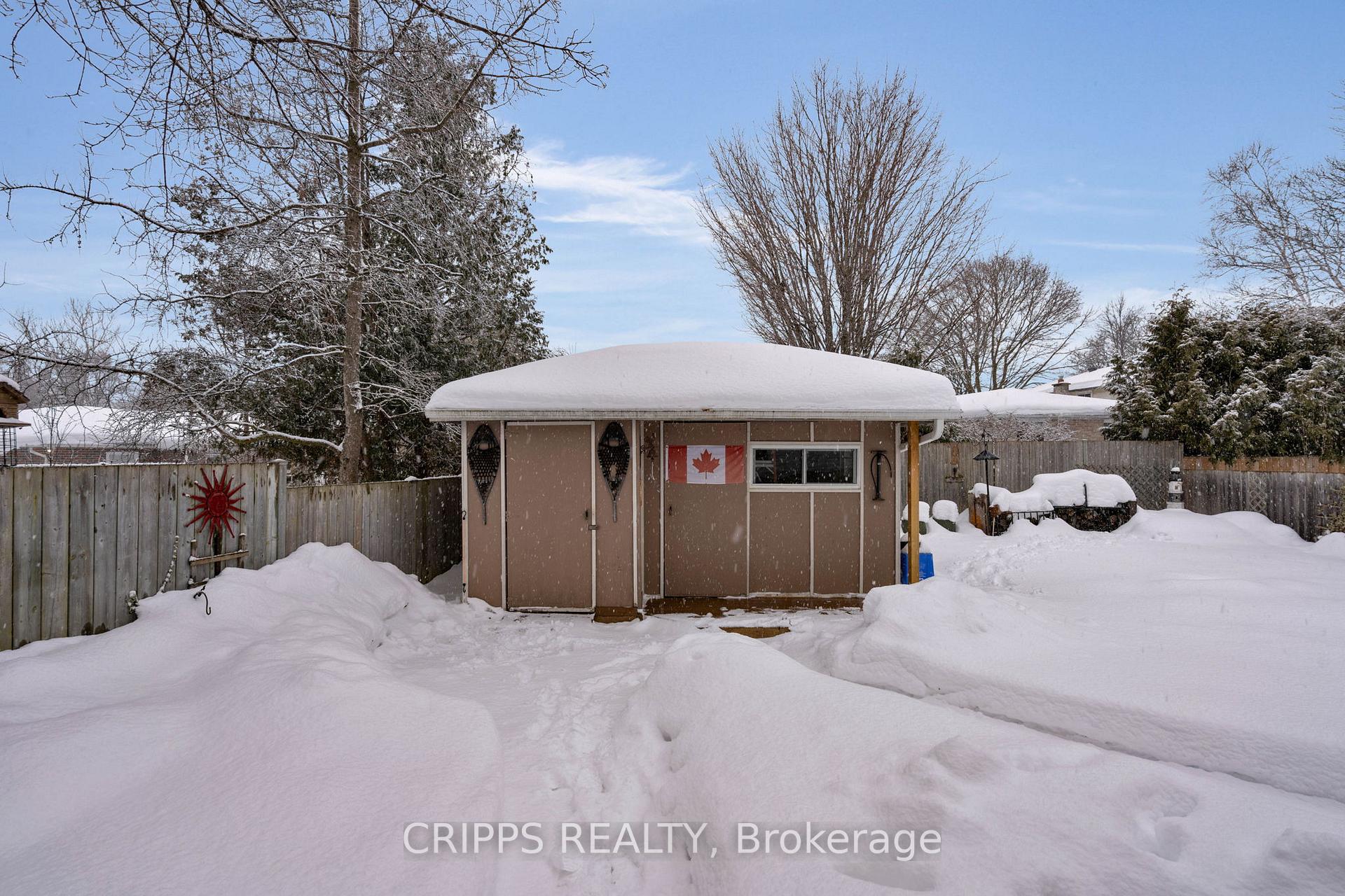 Photo 32 of 6 Lonsdale Place, Barrie, Grove East — HOMEH