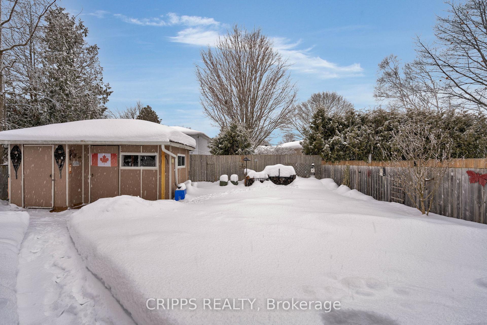 Photo 34 of 6 Lonsdale Place, Barrie, Grove East — HOMEH
