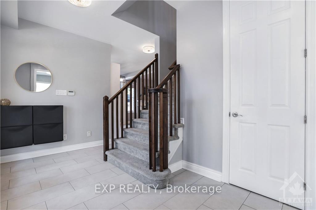 Photo 3 of 2634 Fallingwater Circle, Ottawa, Barrhaven - Half Moon Bay — HOMEH