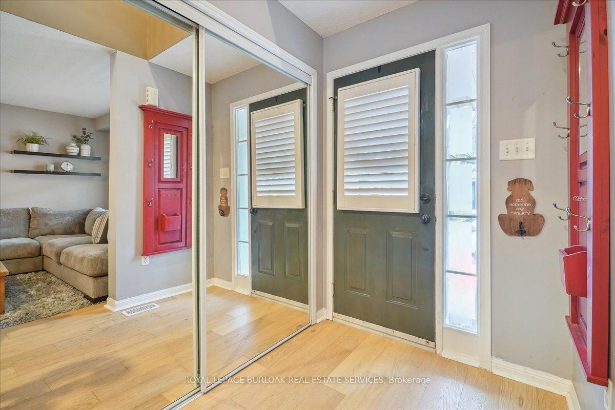 Photo 4 of 5160 Ridgewell Road E, Burlington, Orchard — HOMEH