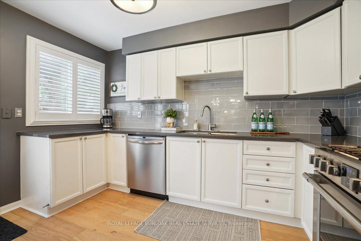 Photo 15 of 5160 Ridgewell Road E, Burlington, Orchard — HOMEH