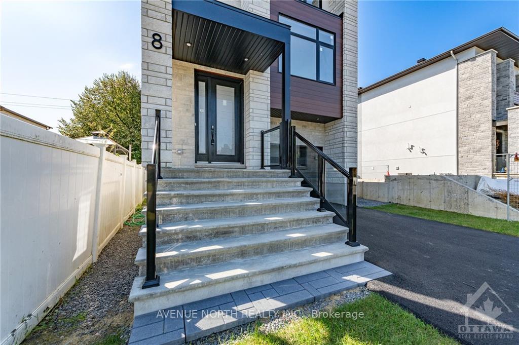 Photo 3 of 8 Melville Drive, Ottawa, Barrhaven - Pheasant Run — HOMEH
