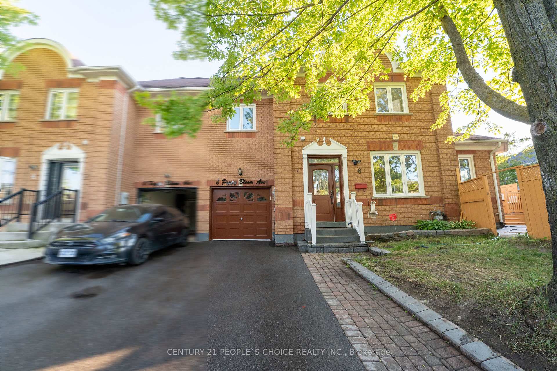 Photo 2 of 6 Poppy Bloom Avenue, Brampton, Sandringham-Wellington — HOMEH