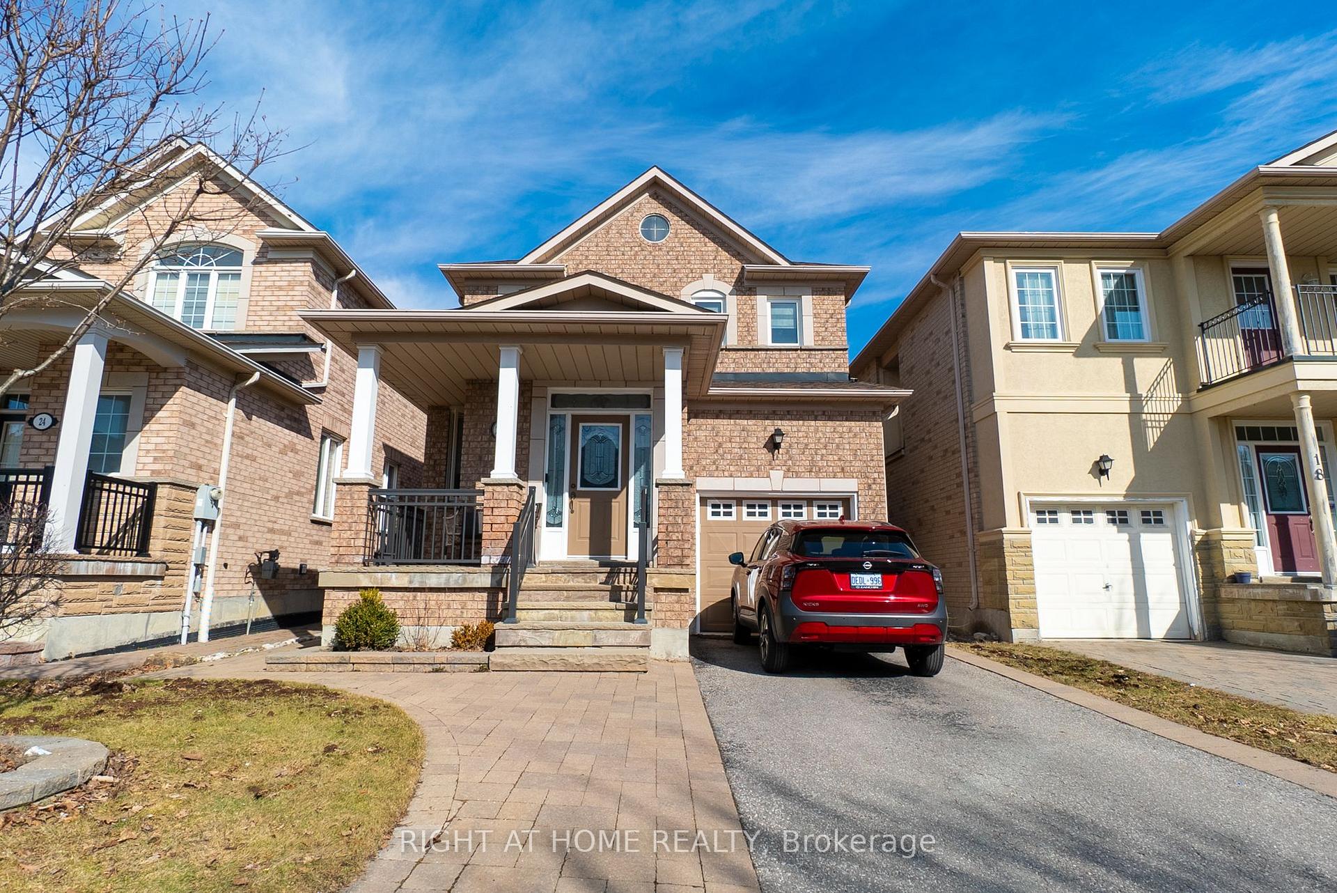 Photo 3 of 20 Daiseyfield Crescent, Vaughan, Vellore Village — HOMEH