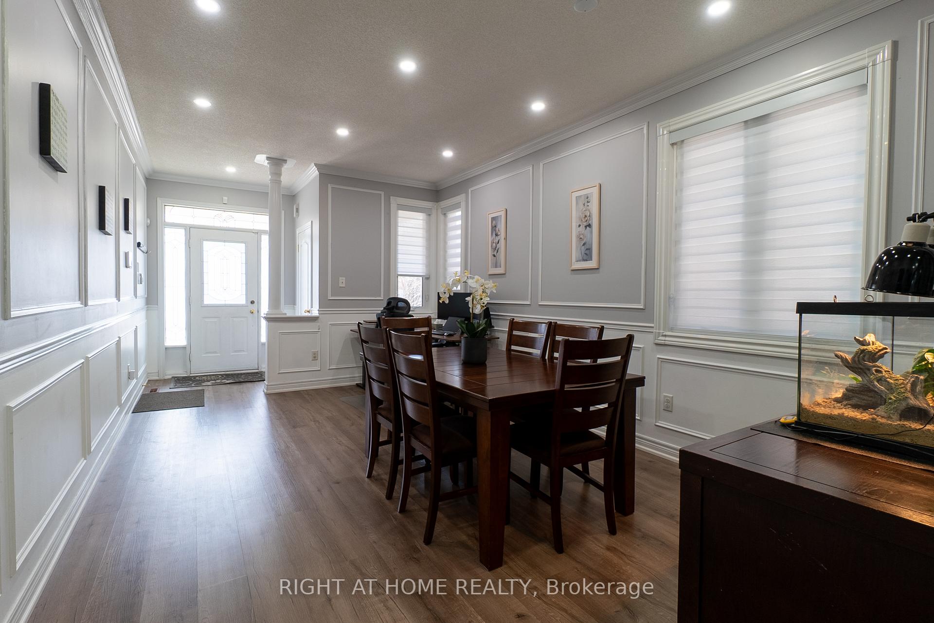 Photo 15 of 20 Daiseyfield Crescent, Vaughan, Vellore Village — HOMEH