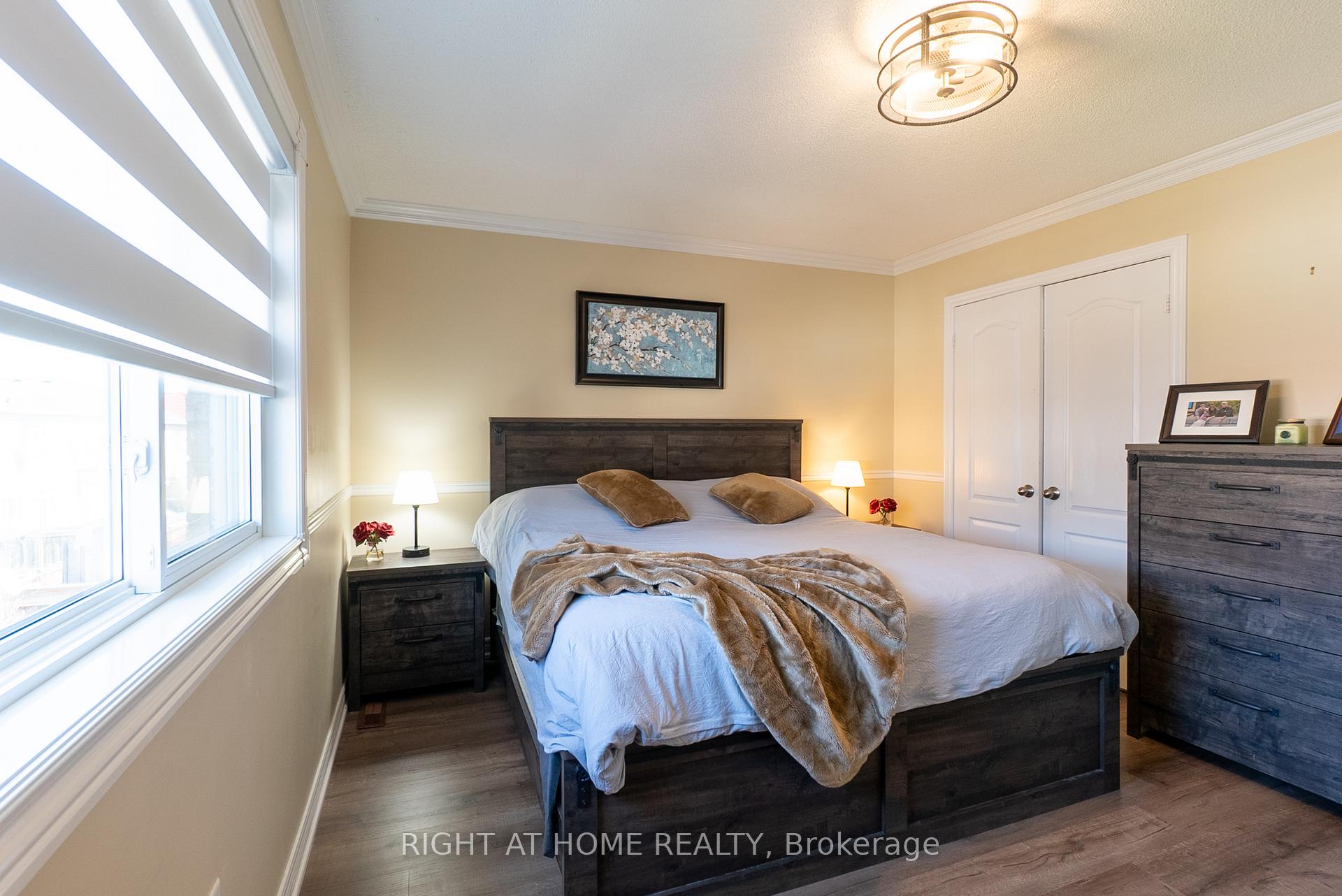 Photo 23 of 20 Daiseyfield Crescent, Vaughan, Vellore Village — HOMEH