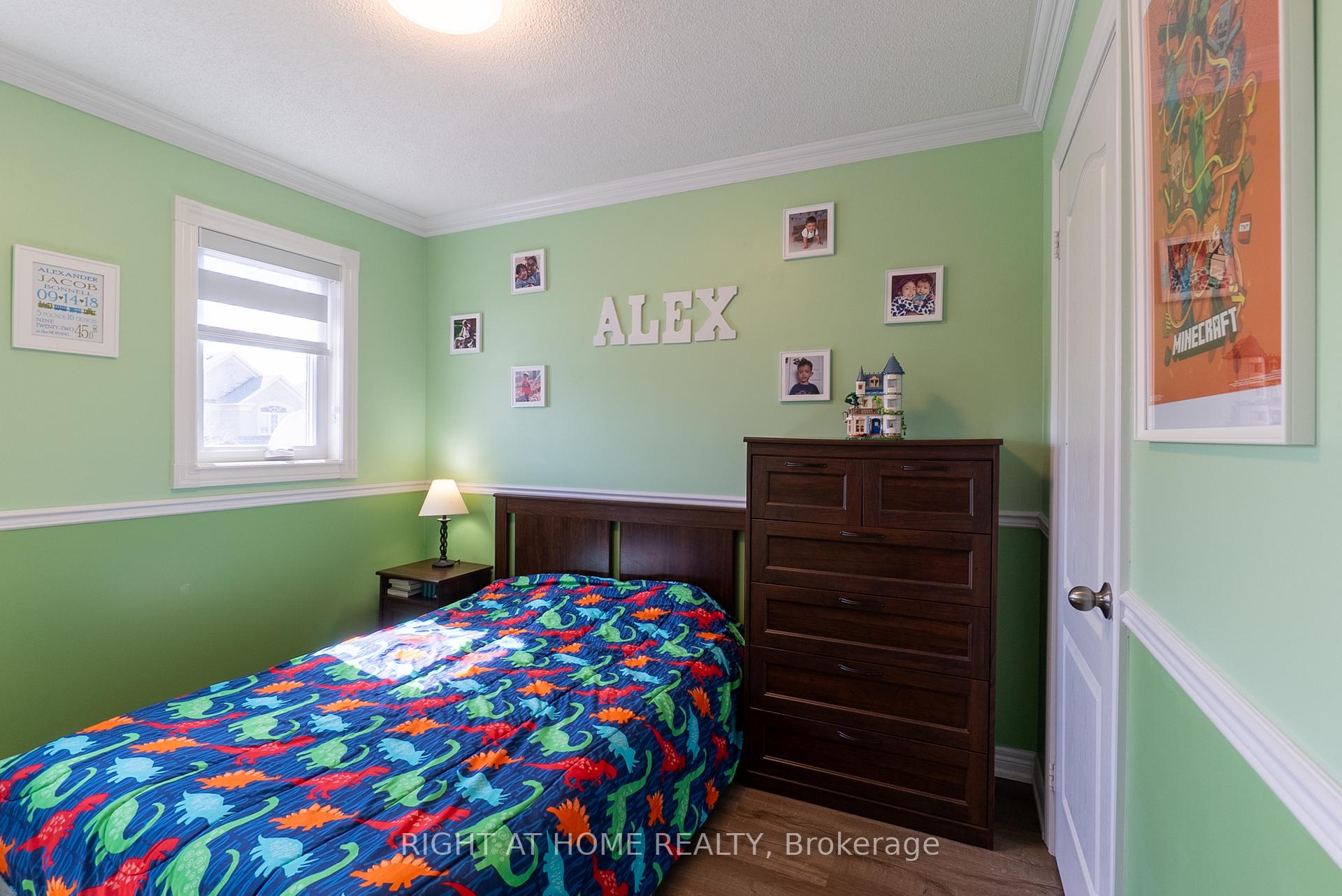 Photo 26 of 20 Daiseyfield Crescent, Vaughan, Vellore Village — HOMEH
