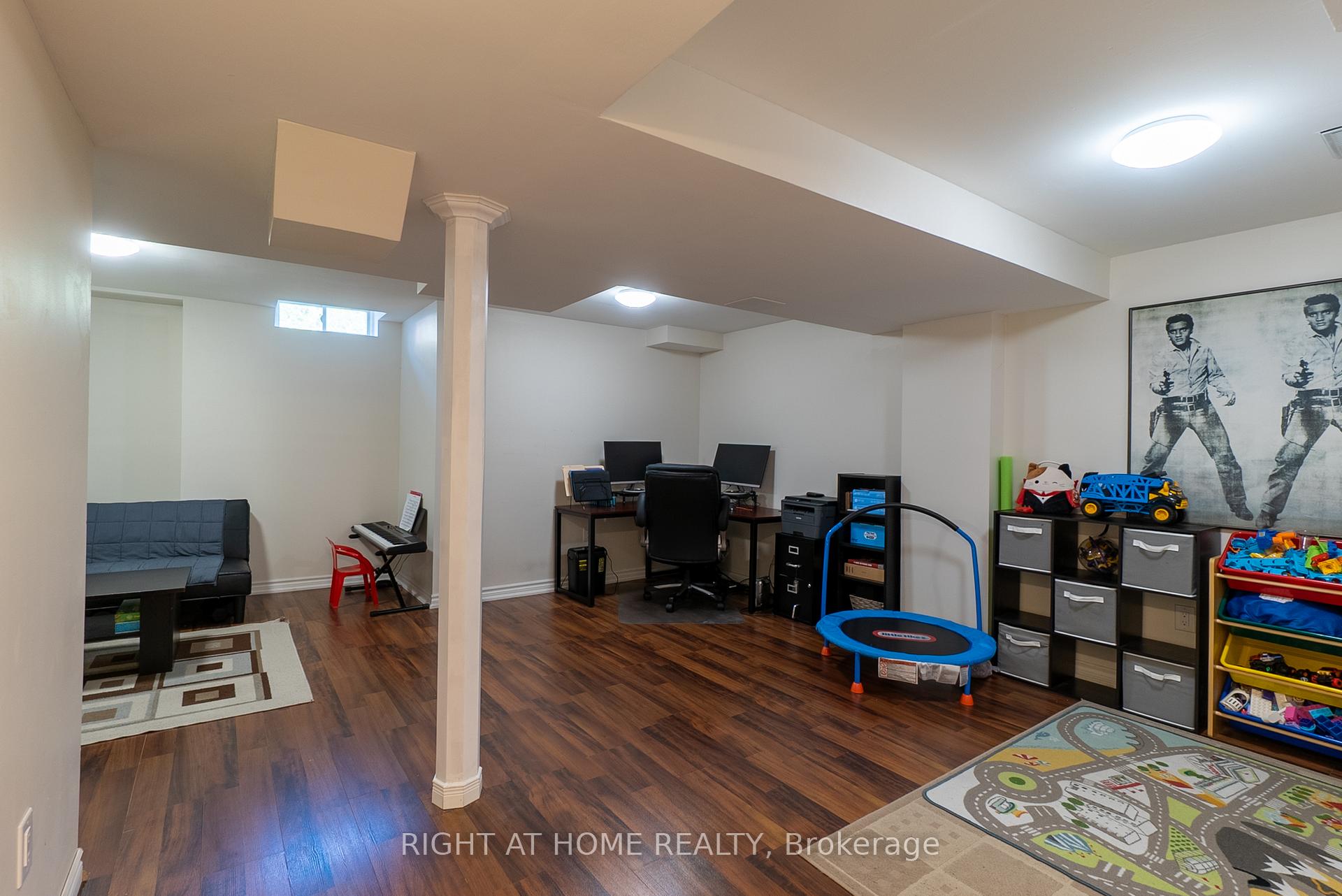 Photo 31 of 20 Daiseyfield Crescent, Vaughan, Vellore Village — HOMEH