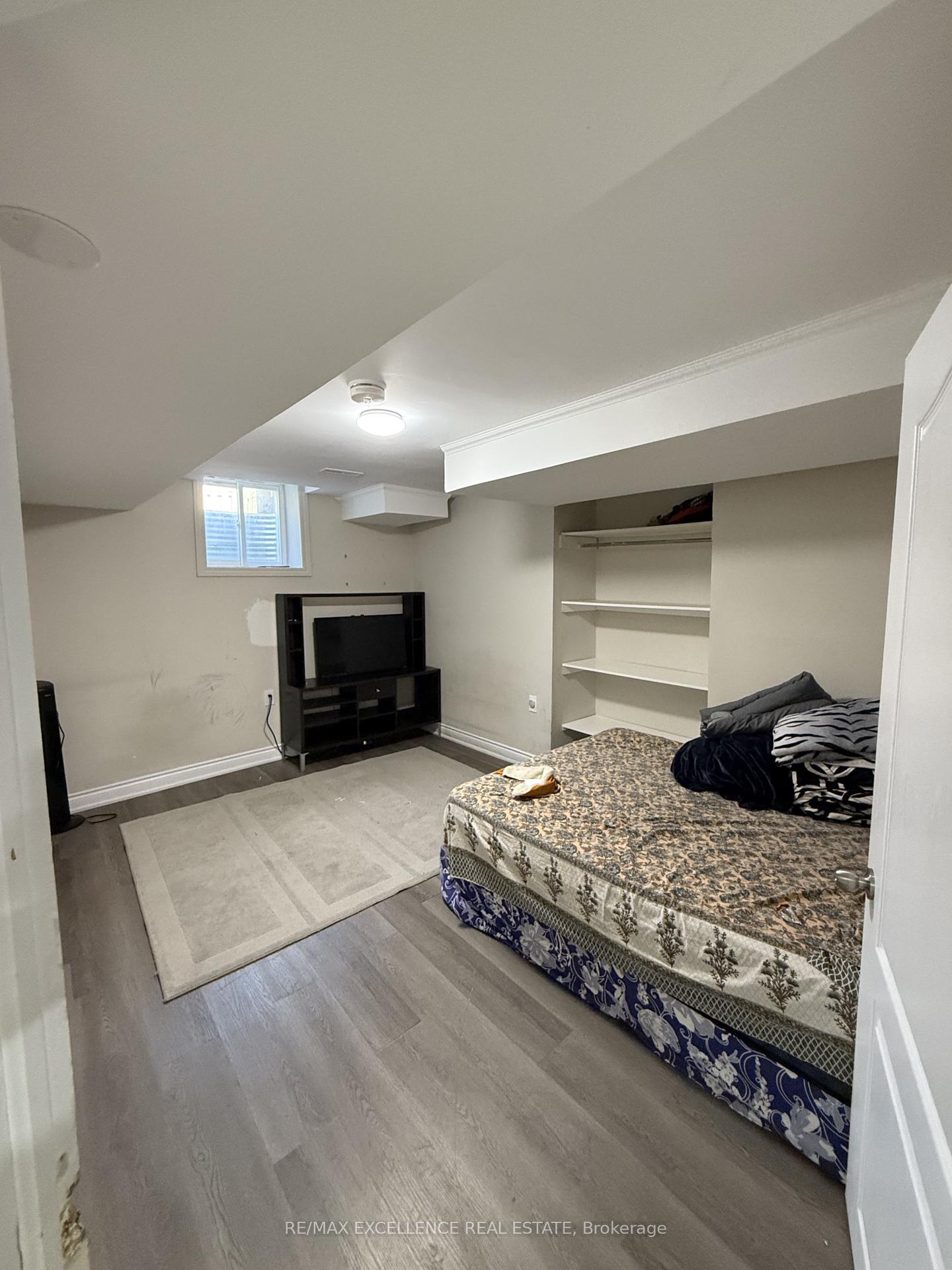 Photo 11 of 37 Rocky Mountain Crescent, Brampton, Sandringham-Wellington — HOMEH