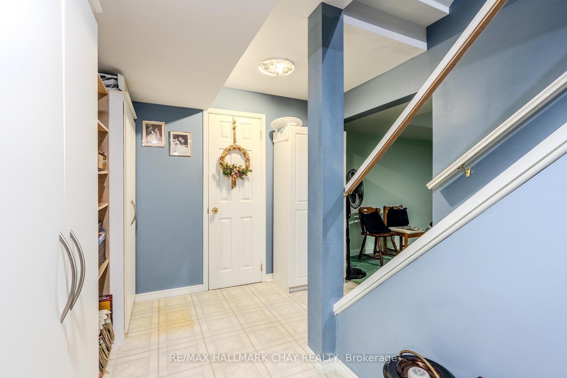 Photo 25 of 33 Irwin Drive, Barrie, Northwest — HOMEH
