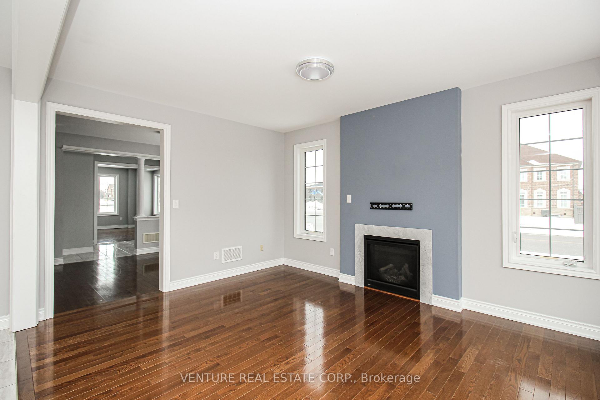 Photo 11 of 532 Mactier Drive, Vaughan, Kleinburg — HOMEH