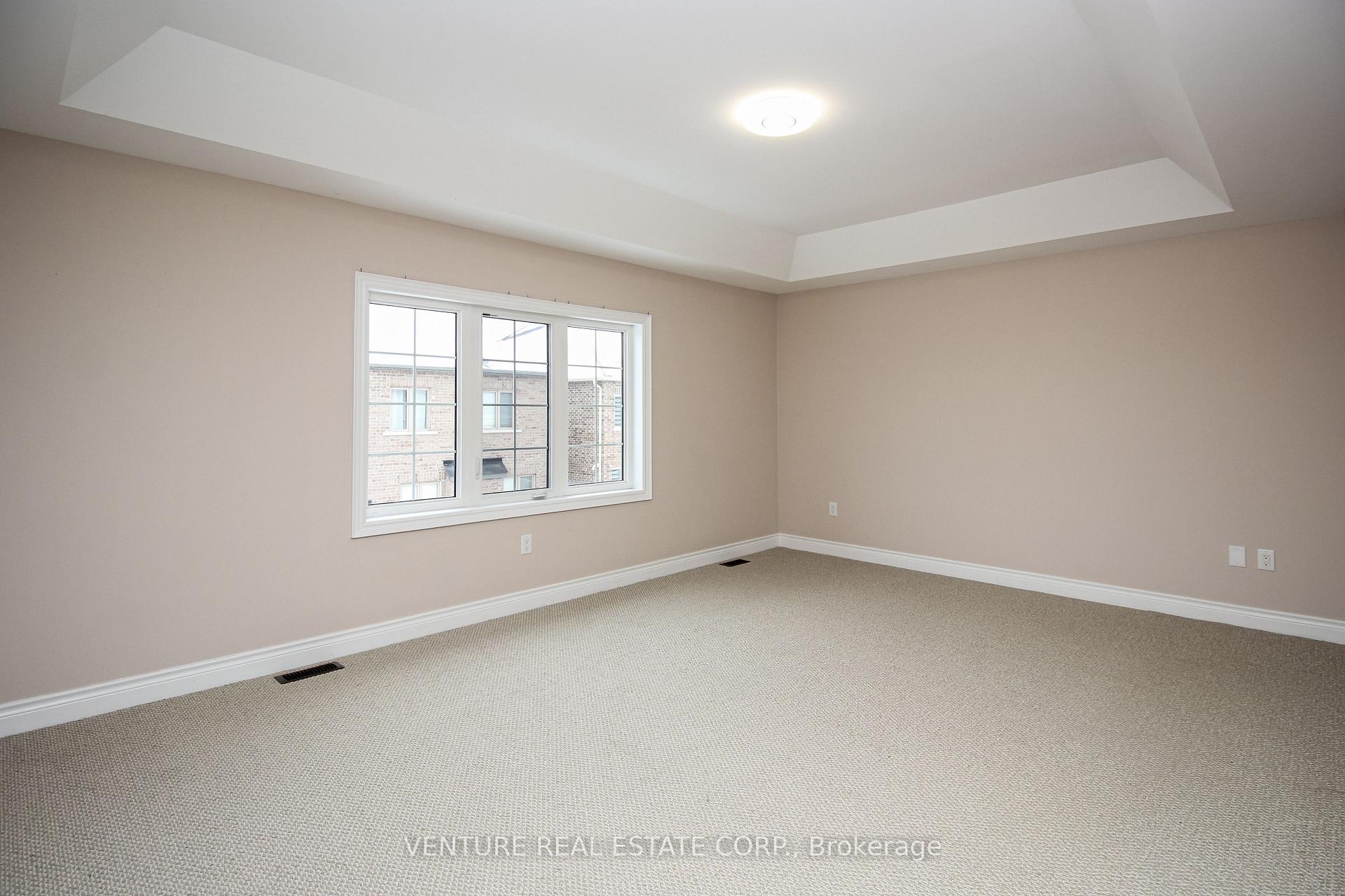 Photo 17 of 532 Mactier Drive, Vaughan, Kleinburg — HOMEH
