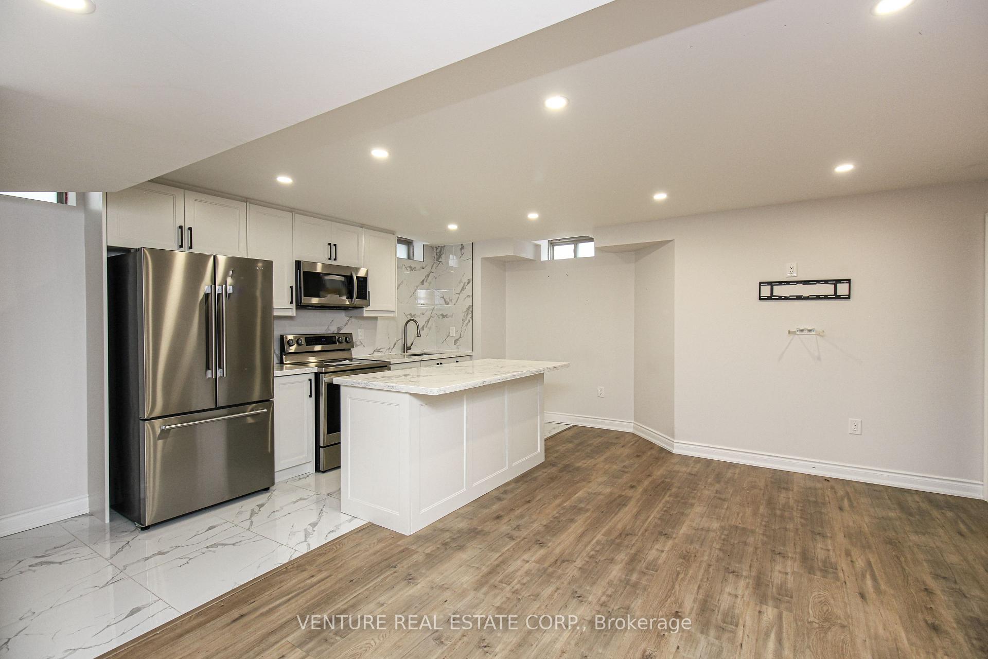 Photo 29 of 532 Mactier Drive, Vaughan, Kleinburg — HOMEH