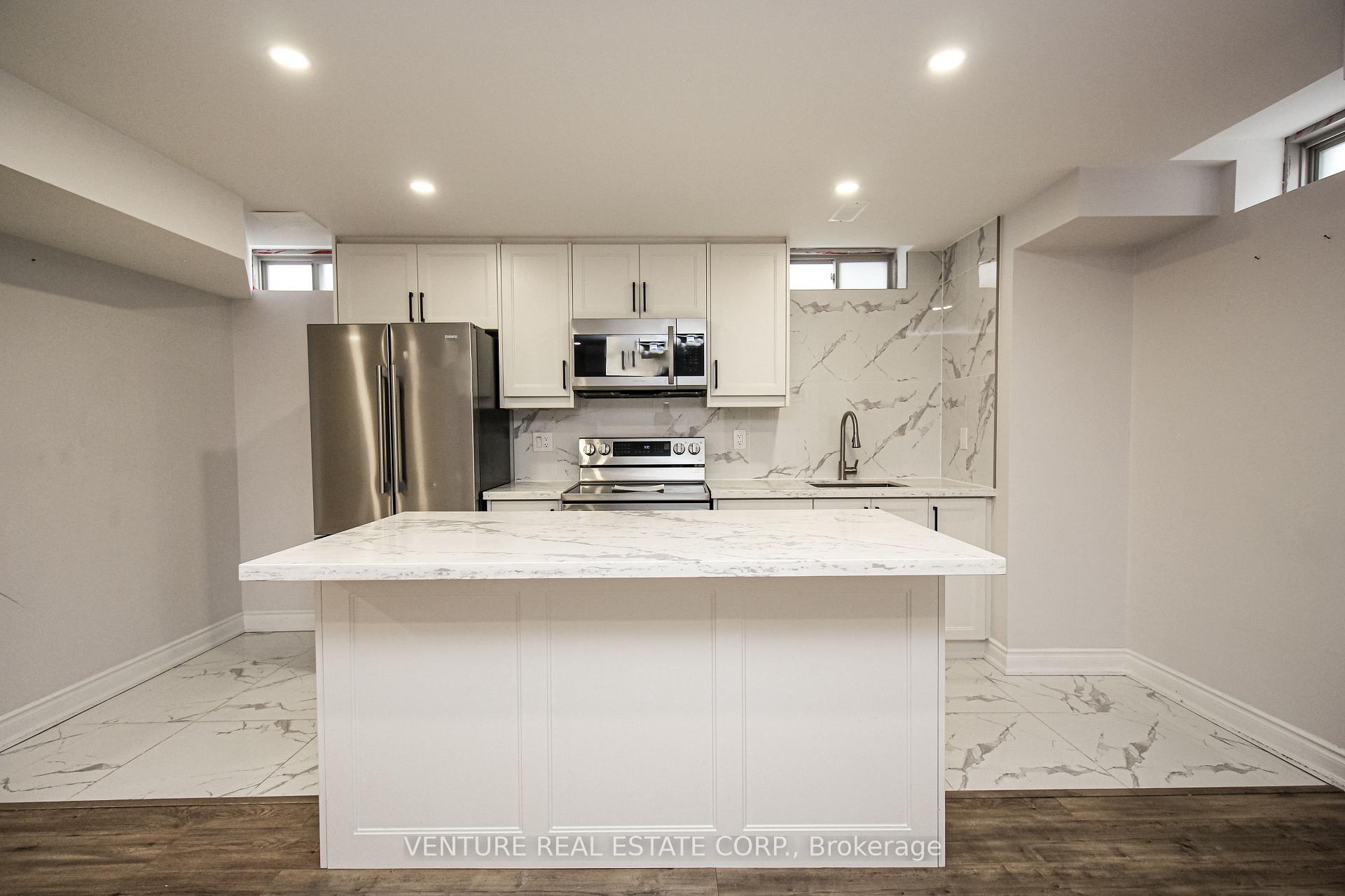 Photo 30 of 532 Mactier Drive, Vaughan, Kleinburg — HOMEH