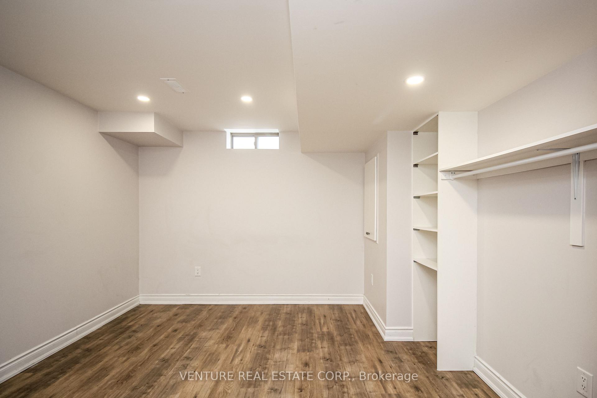 Photo 35 of 532 Mactier Drive, Vaughan, Kleinburg — HOMEH