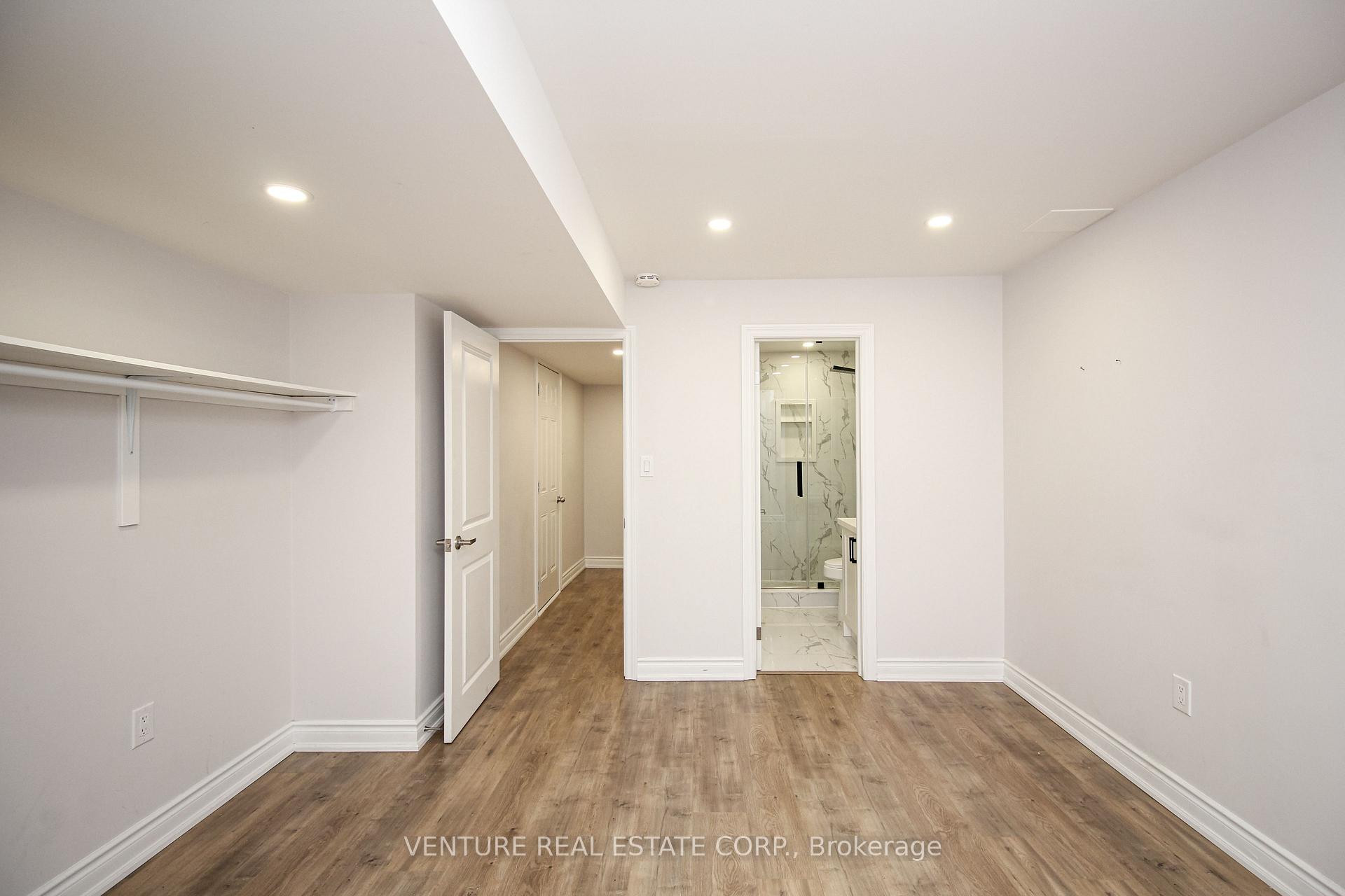 Photo 36 of 532 Mactier Drive, Vaughan, Kleinburg — HOMEH