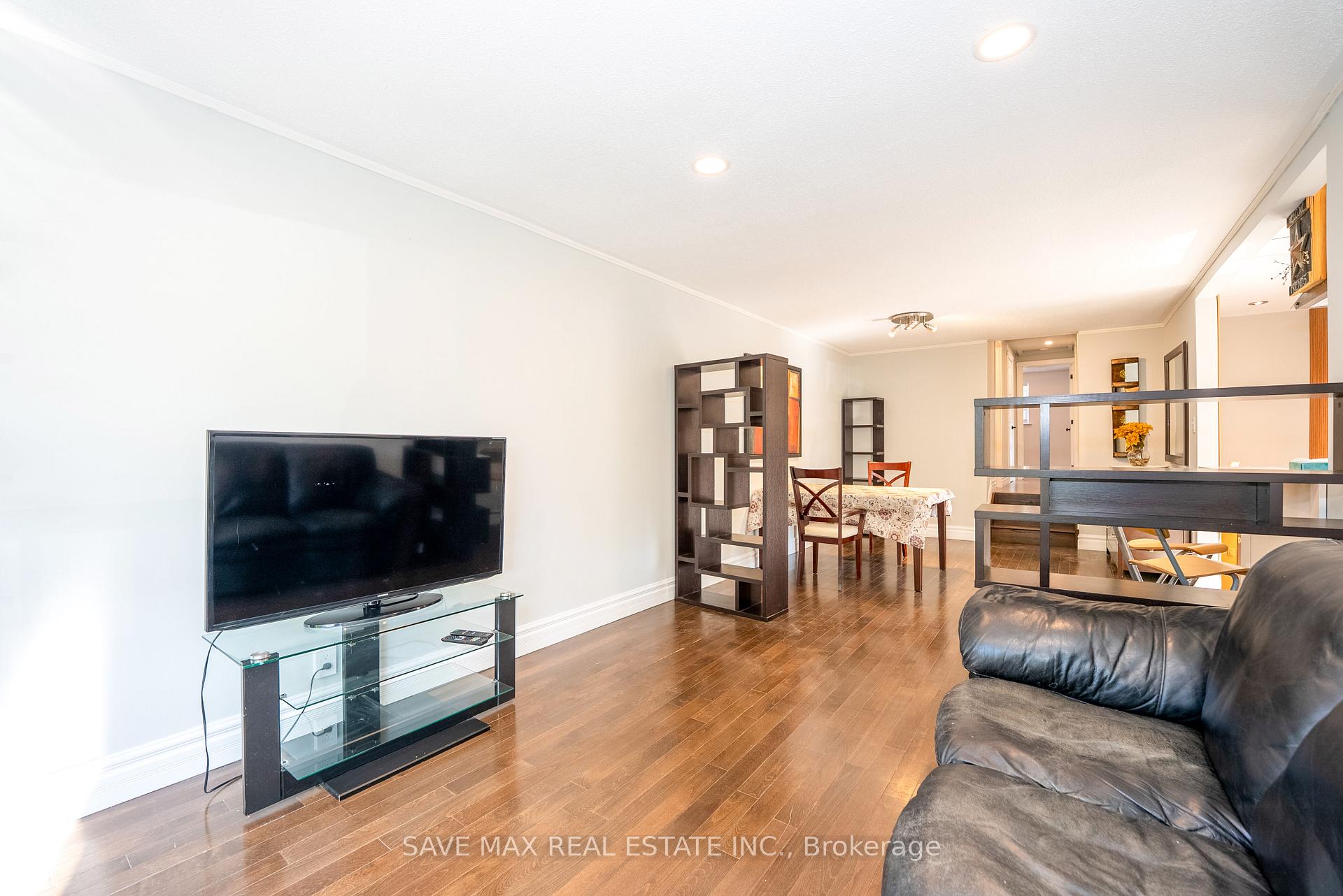 Photo 11 of 93 Archdekin Drive, Brampton, Queen Street Corridor — HOMEH