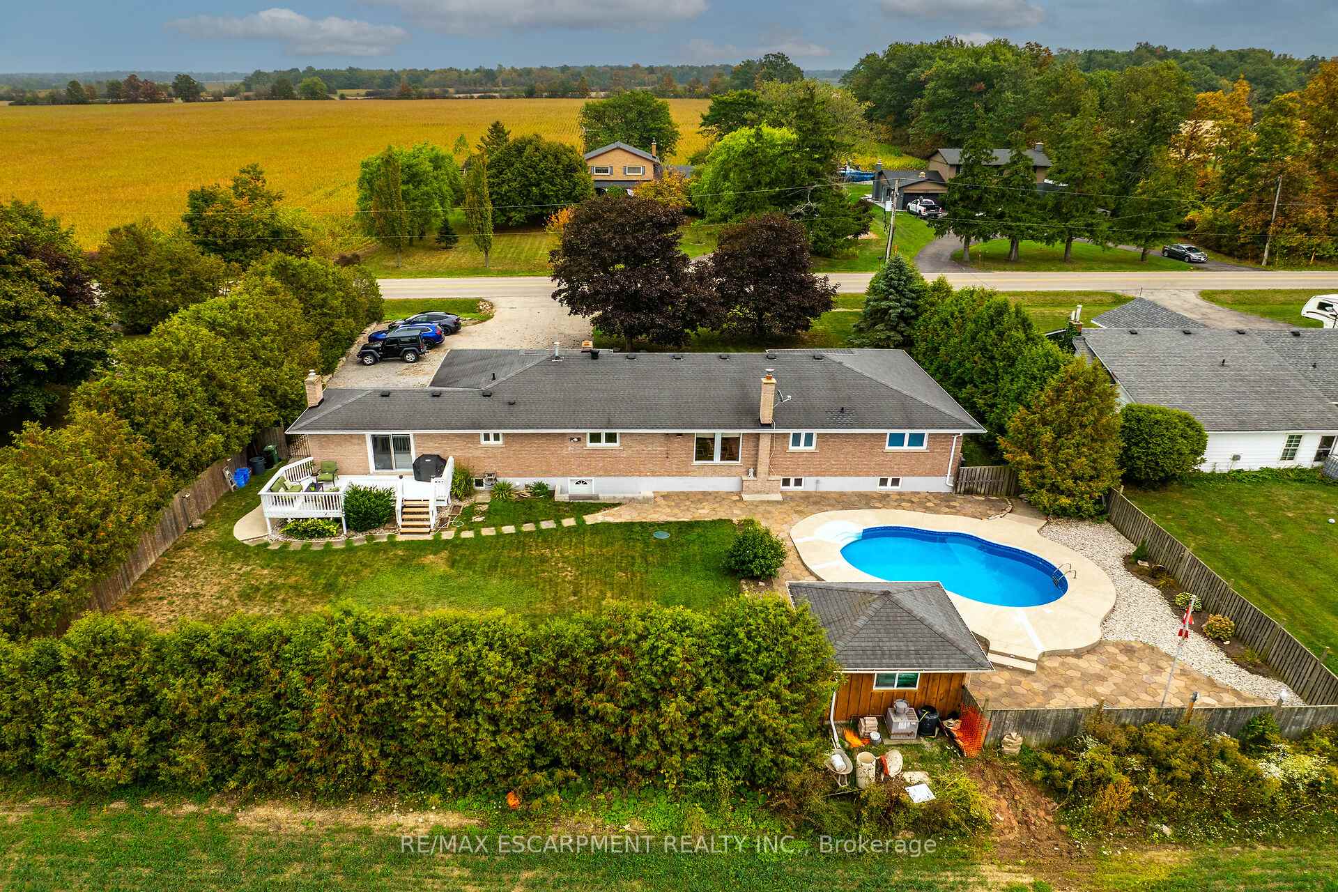 Photo 1 of 2320 Hendershot Road, Hamilton, Rural Glanbrook — HOMEH