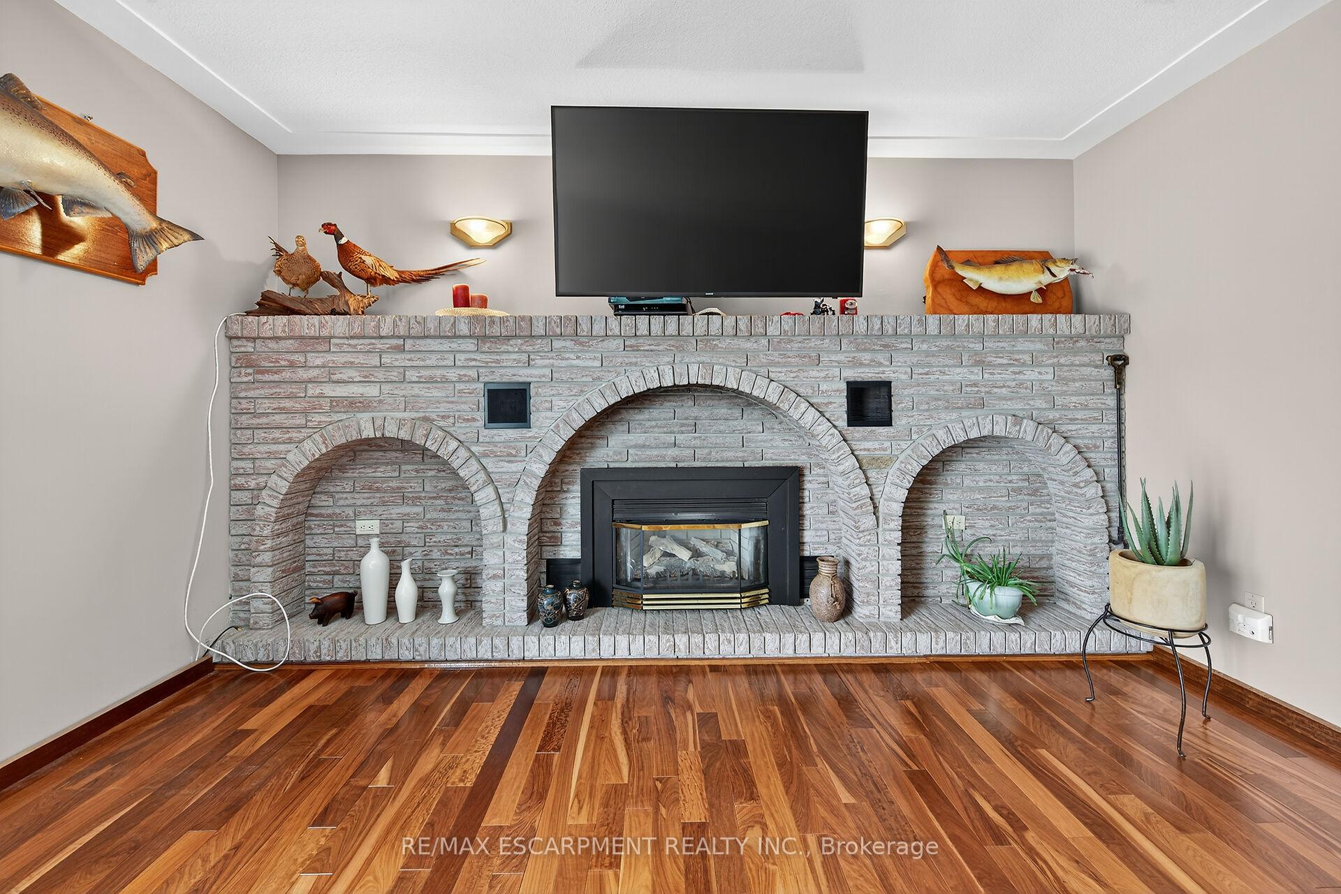 Photo 9 of 2320 Hendershot Road, Hamilton, Rural Glanbrook — HOMEH