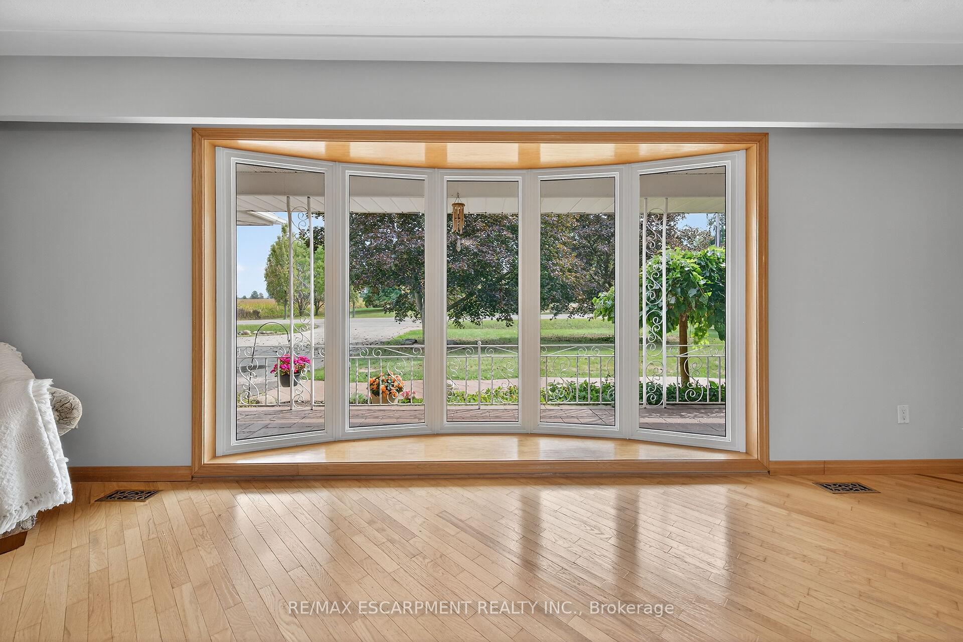 Photo 14 of 2320 Hendershot Road, Hamilton, Rural Glanbrook — HOMEH