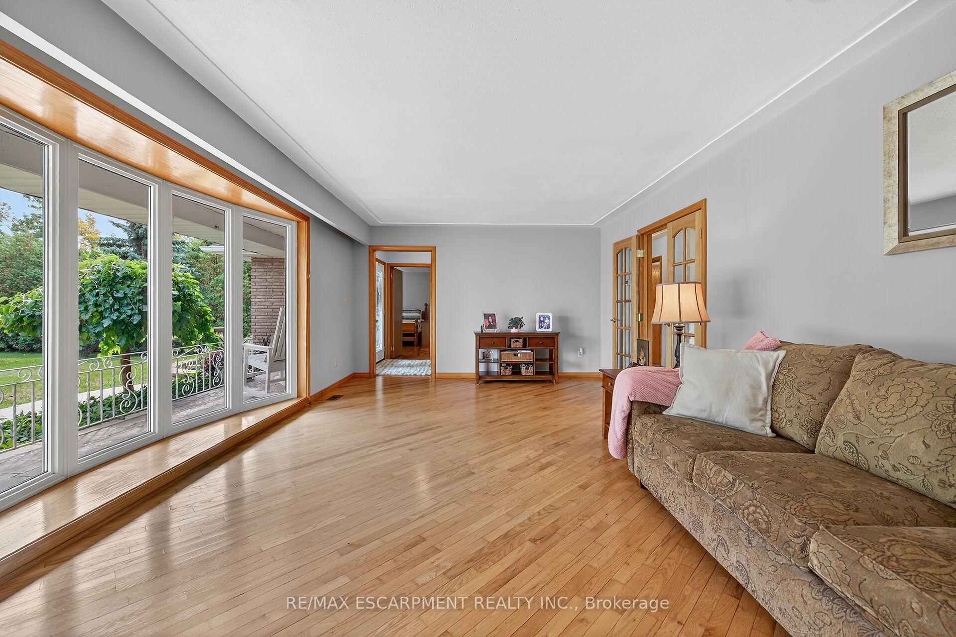 Photo 16 of 2320 Hendershot Road, Hamilton, Rural Glanbrook — HOMEH