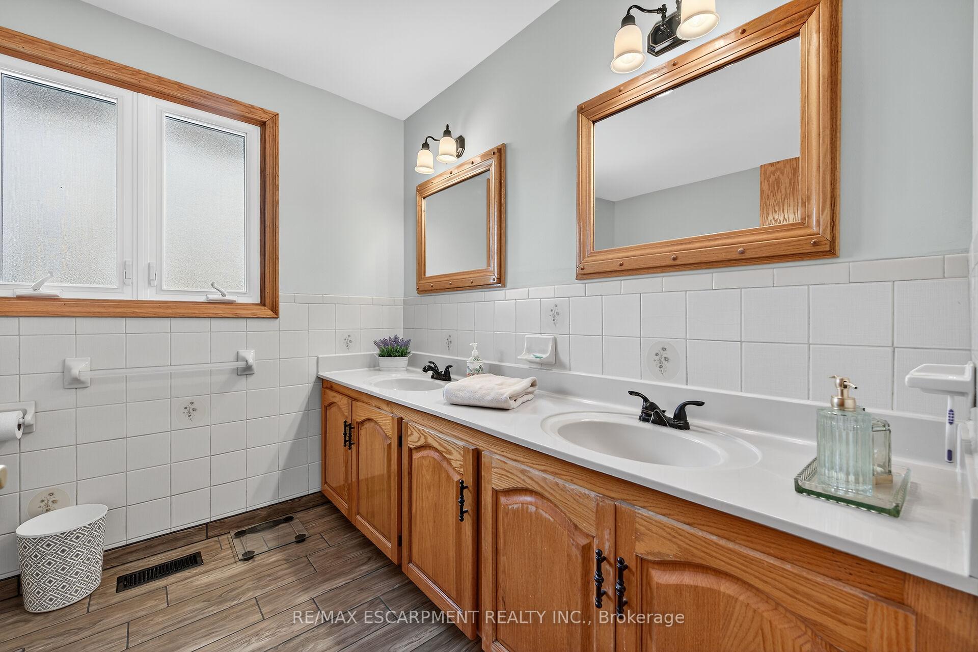 Photo 26 of 2320 Hendershot Road, Hamilton, Rural Glanbrook — HOMEH