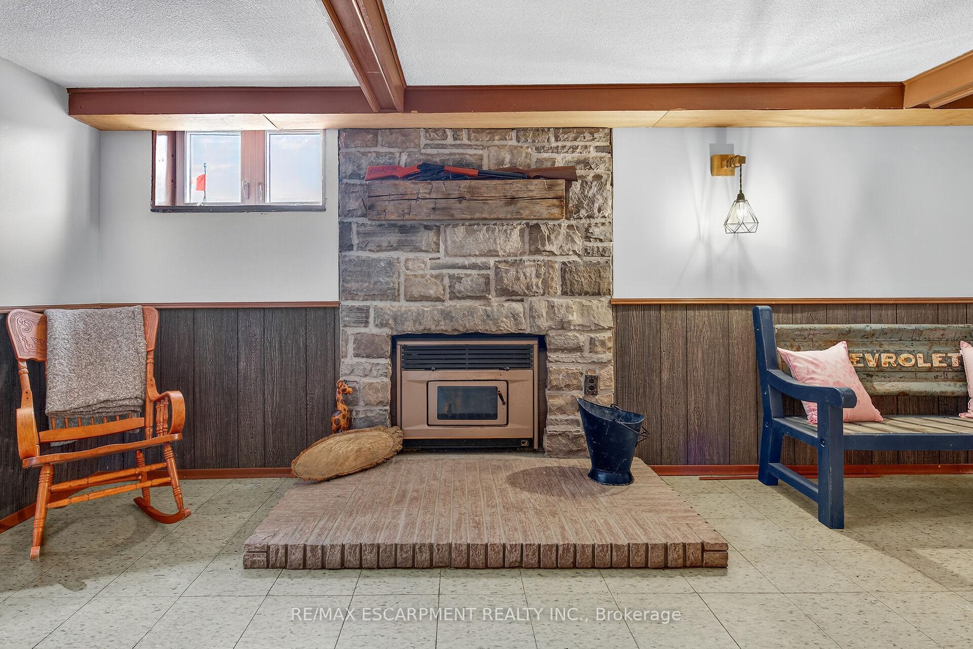 Photo 34 of 2320 Hendershot Road, Hamilton, Rural Glanbrook — HOMEH