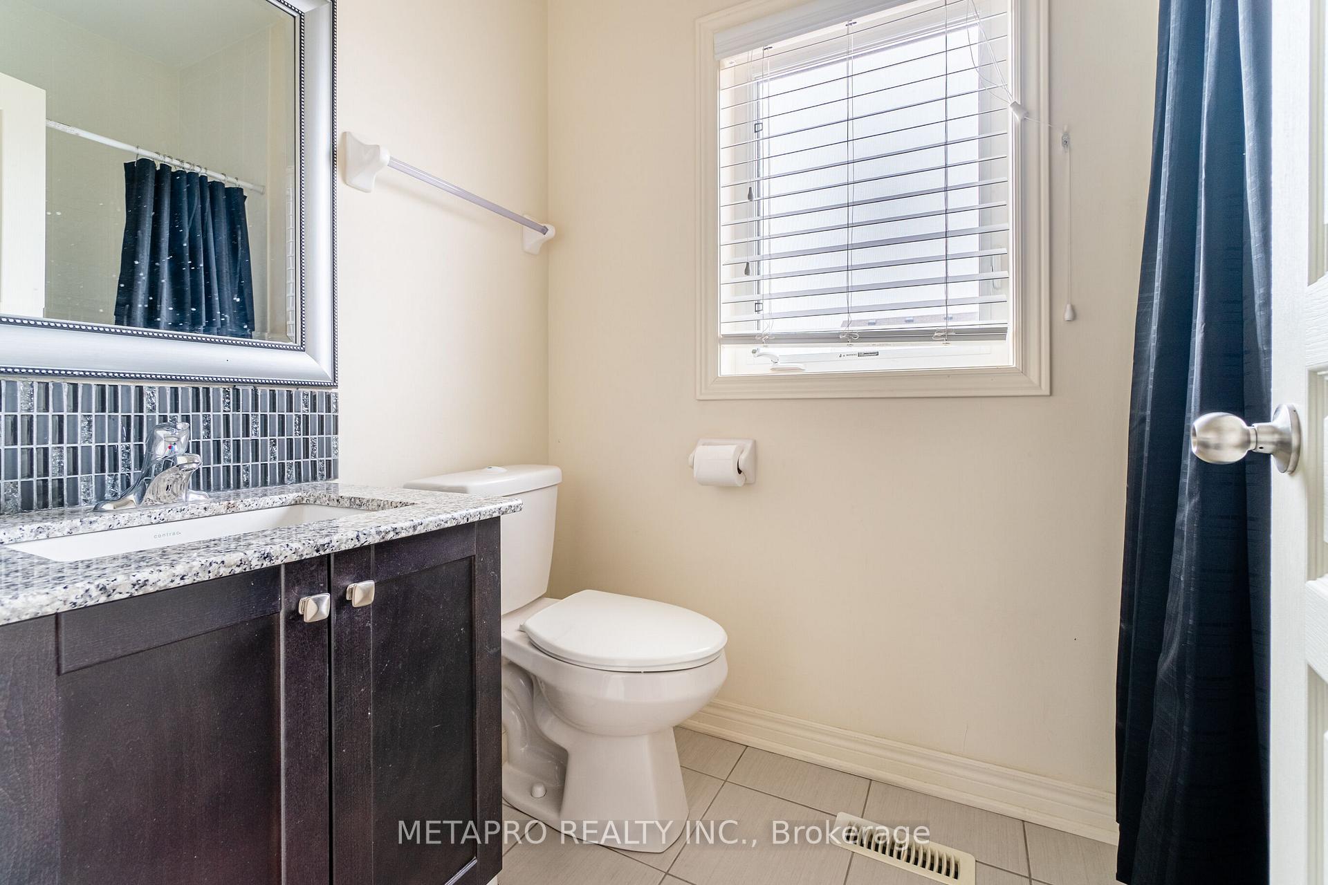 Photo 35 of 69 George Robinson Drive, Brampton, Credit Valley — HOMEH