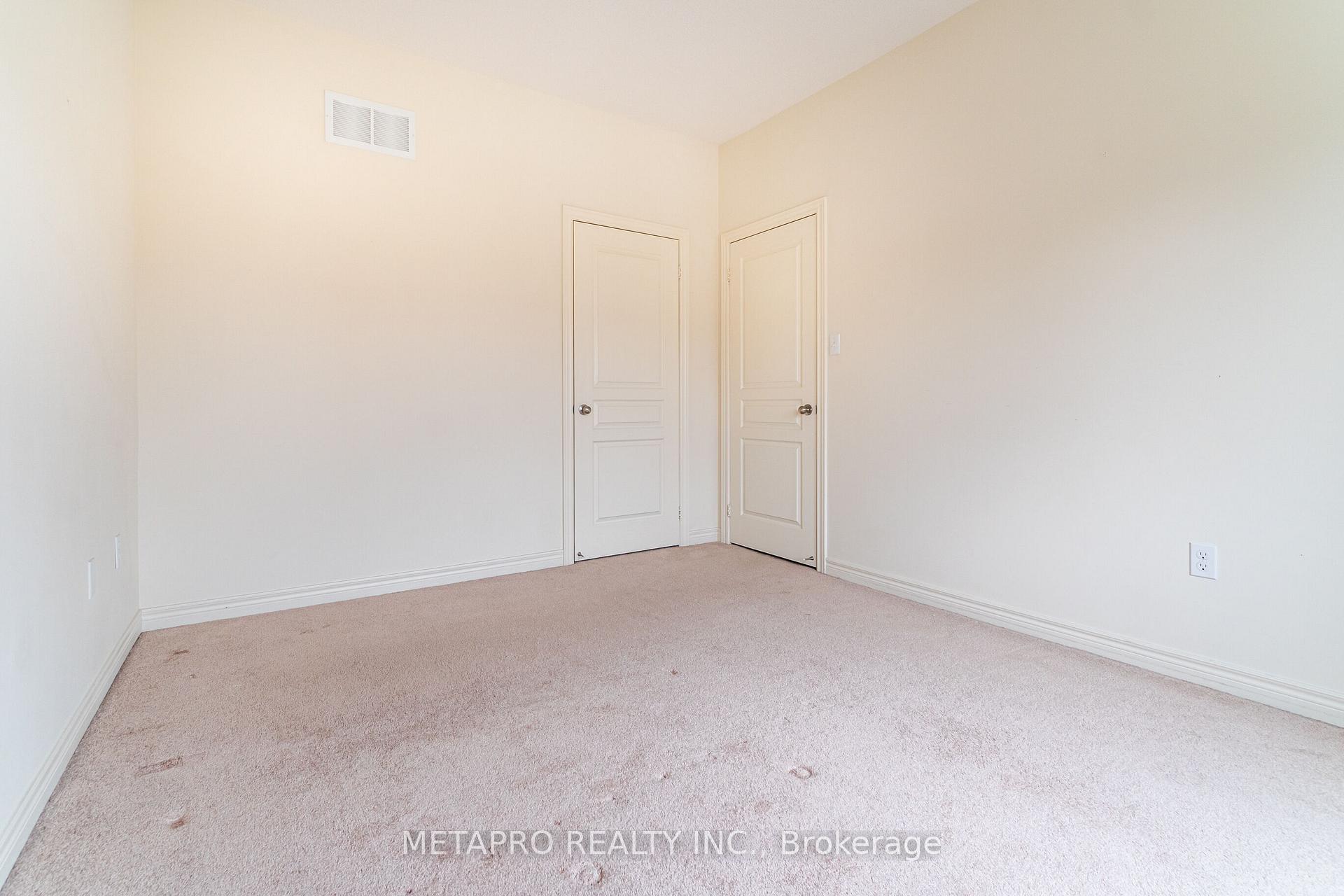 Photo 37 of 69 George Robinson Drive, Brampton, Credit Valley — HOMEH