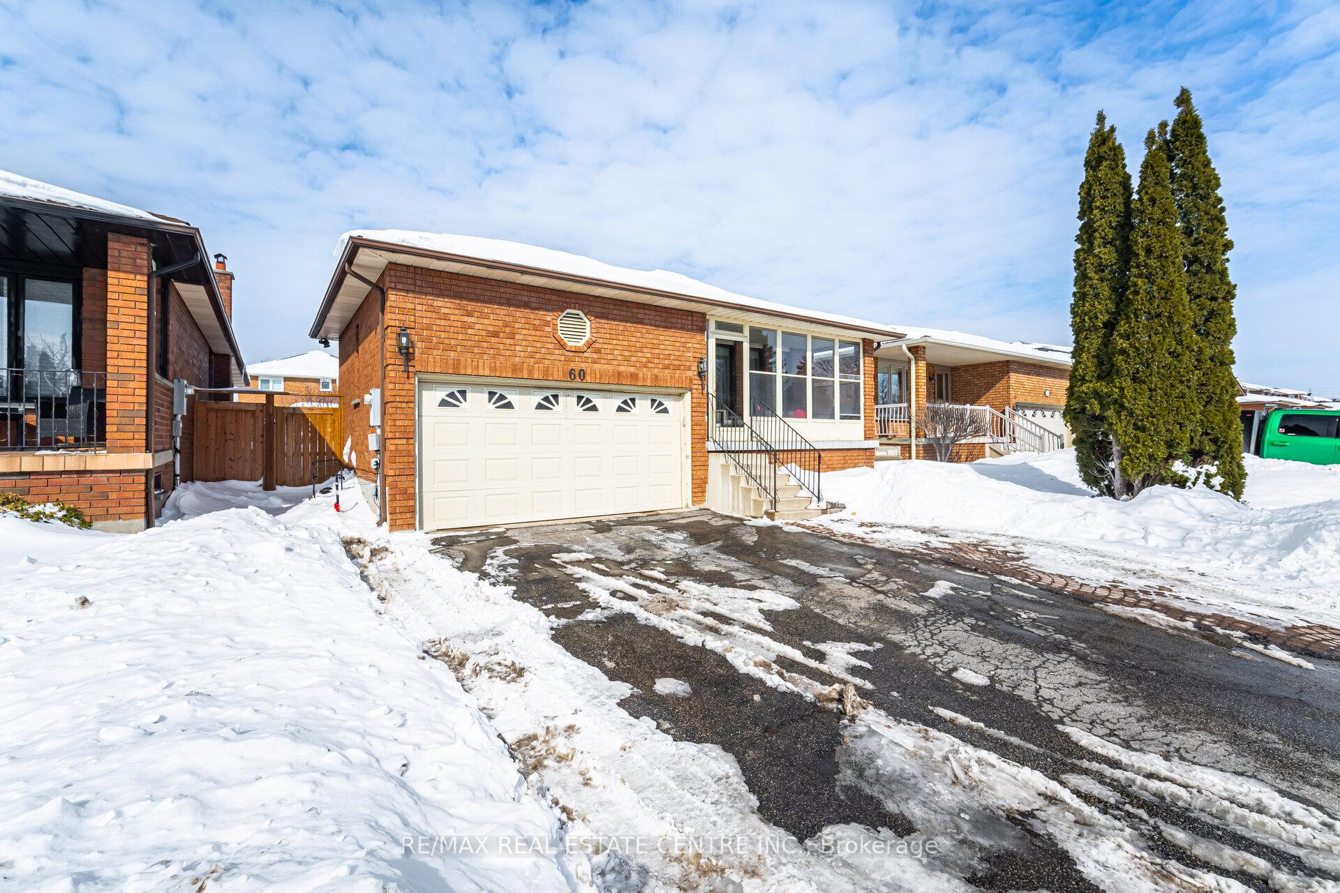 Photo 2 of 60 Marieta Street, Vaughan, East Woodbridge — HOMEH