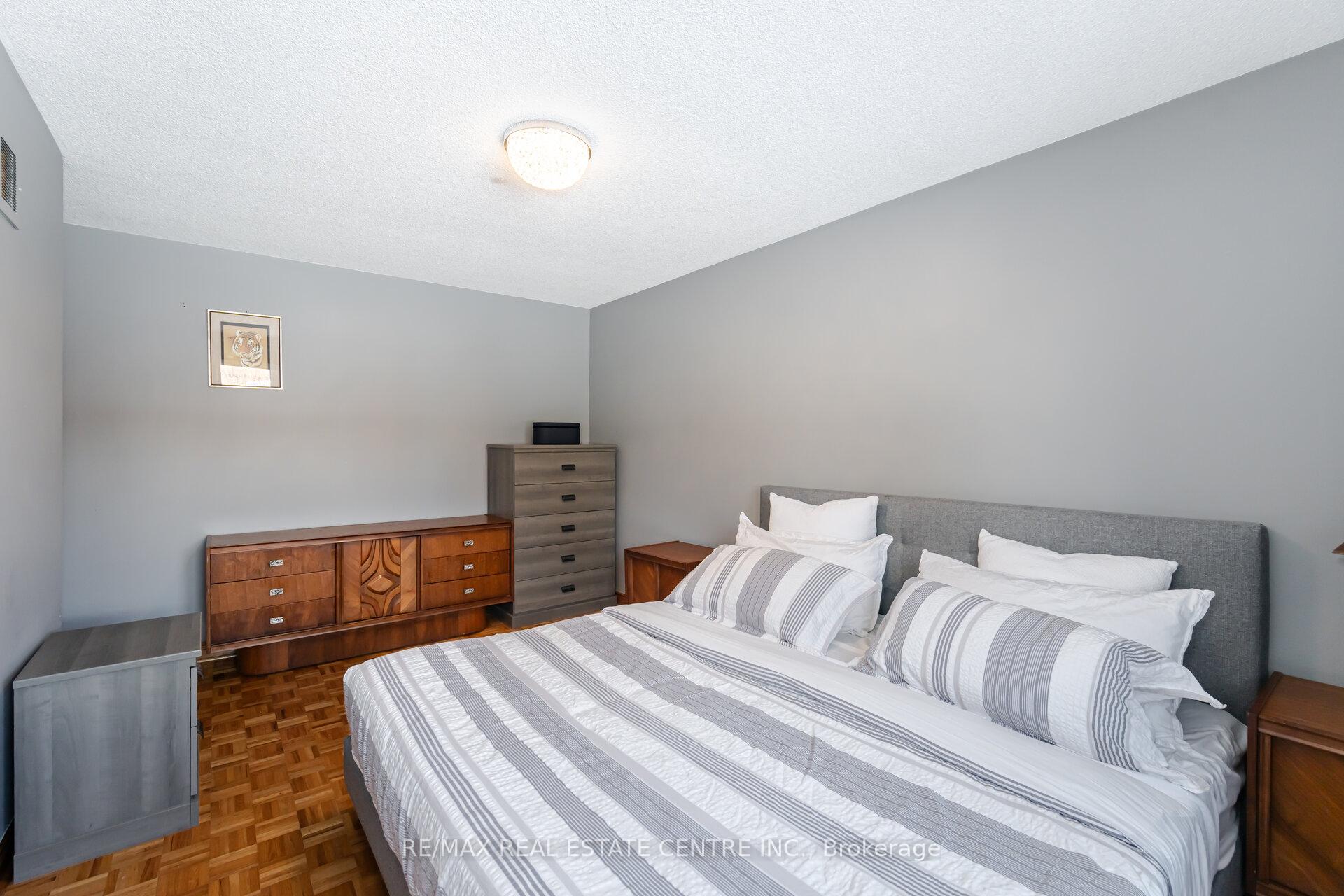 Photo 21 of 60 Marieta Street, Vaughan, East Woodbridge — HOMEH