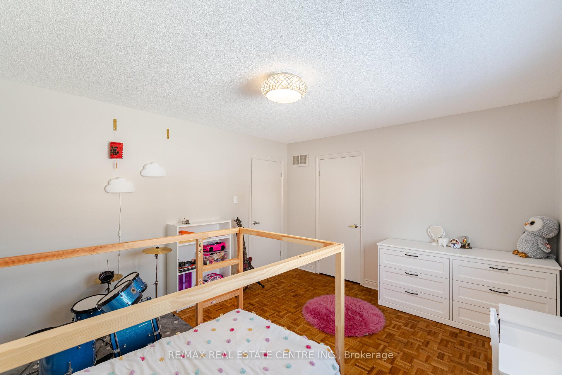 Photo 23 of 60 Marieta Street, Vaughan, East Woodbridge — HOMEH