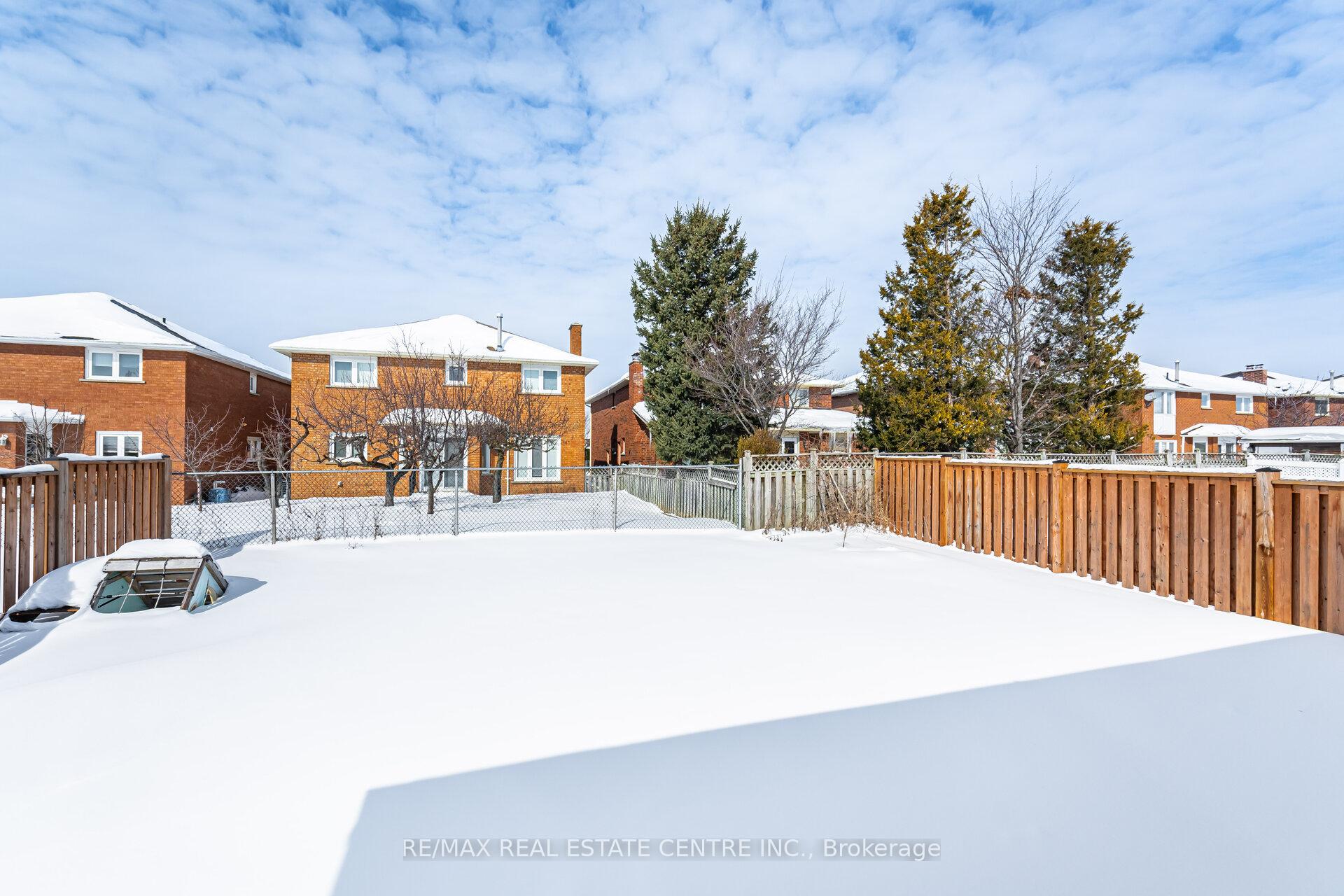 Photo 41 of 60 Marieta Street, Vaughan, East Woodbridge — HOMEH