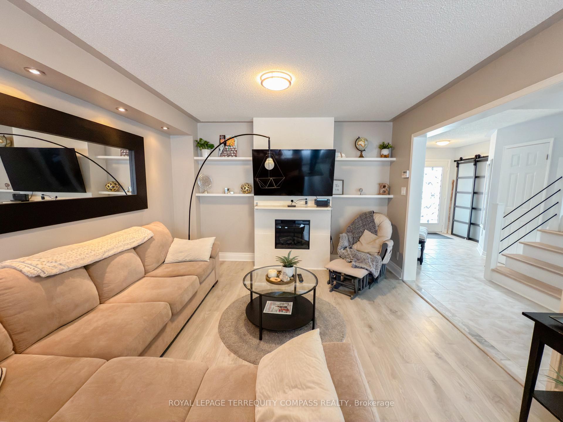 Photo 11 of 192 Solway Avenue, Vaughan, Maple — HOMEH